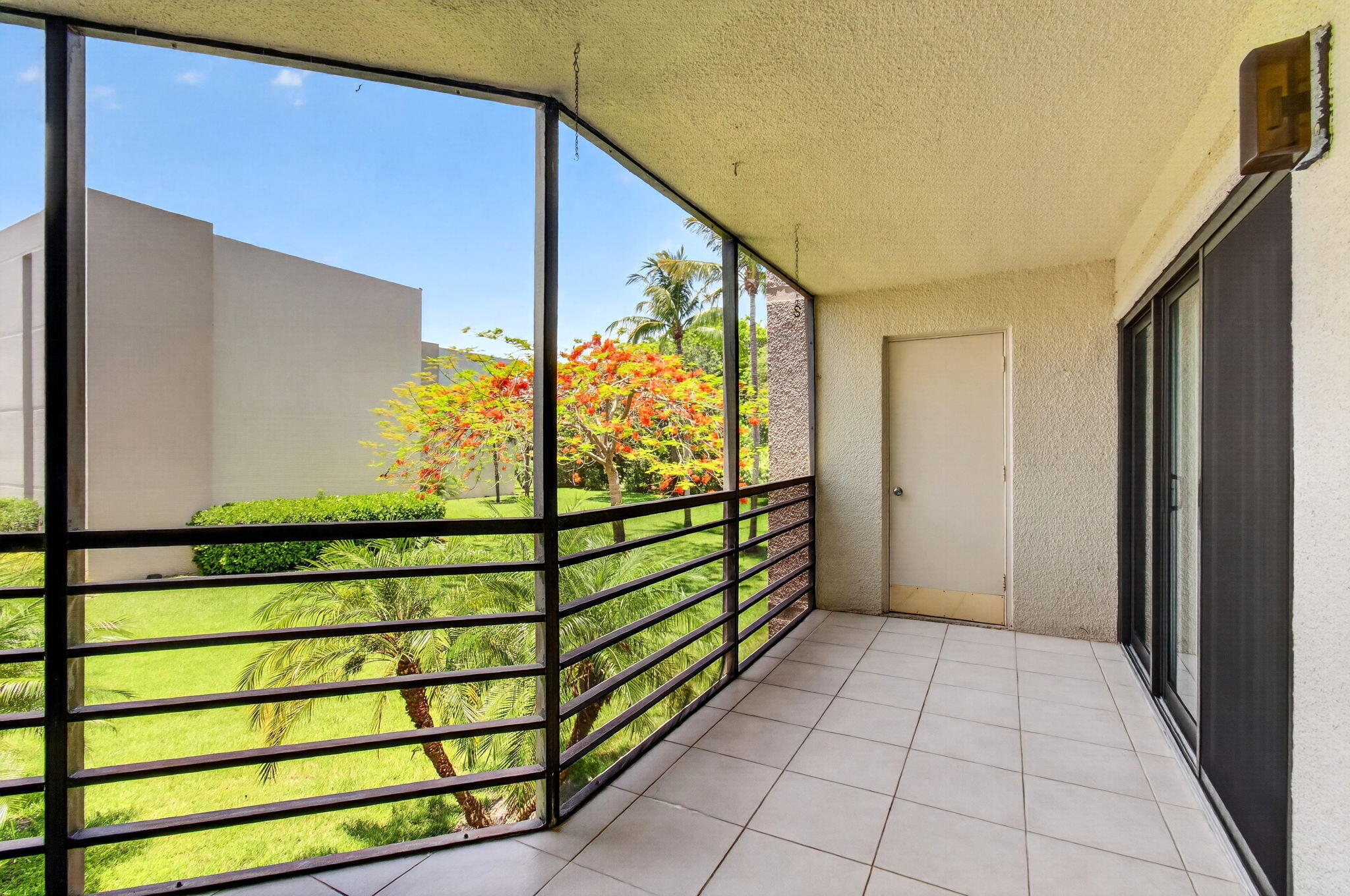 5750 Camino Del Sol 201