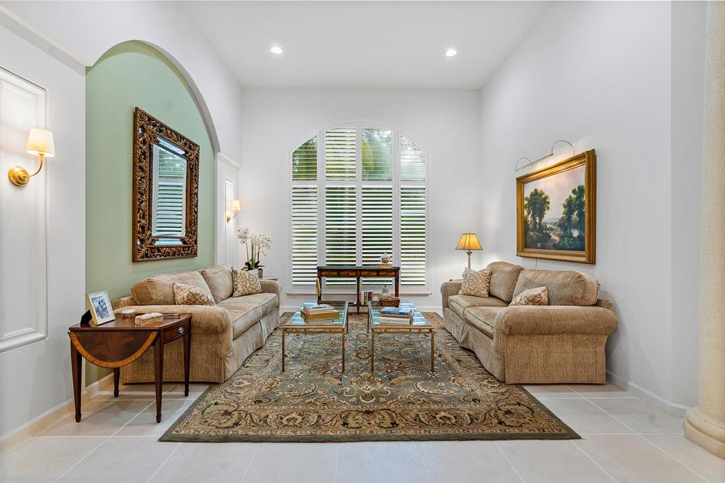 17881 Villa Club Way