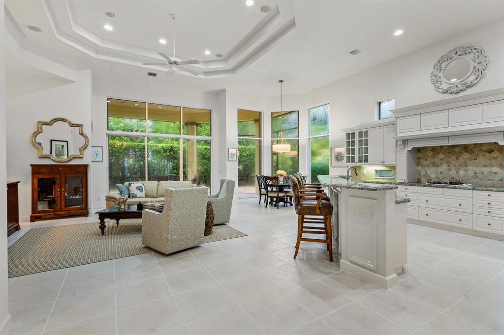 17881 Villa Club Way