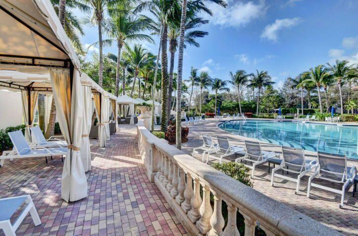17881 Villa Club Way