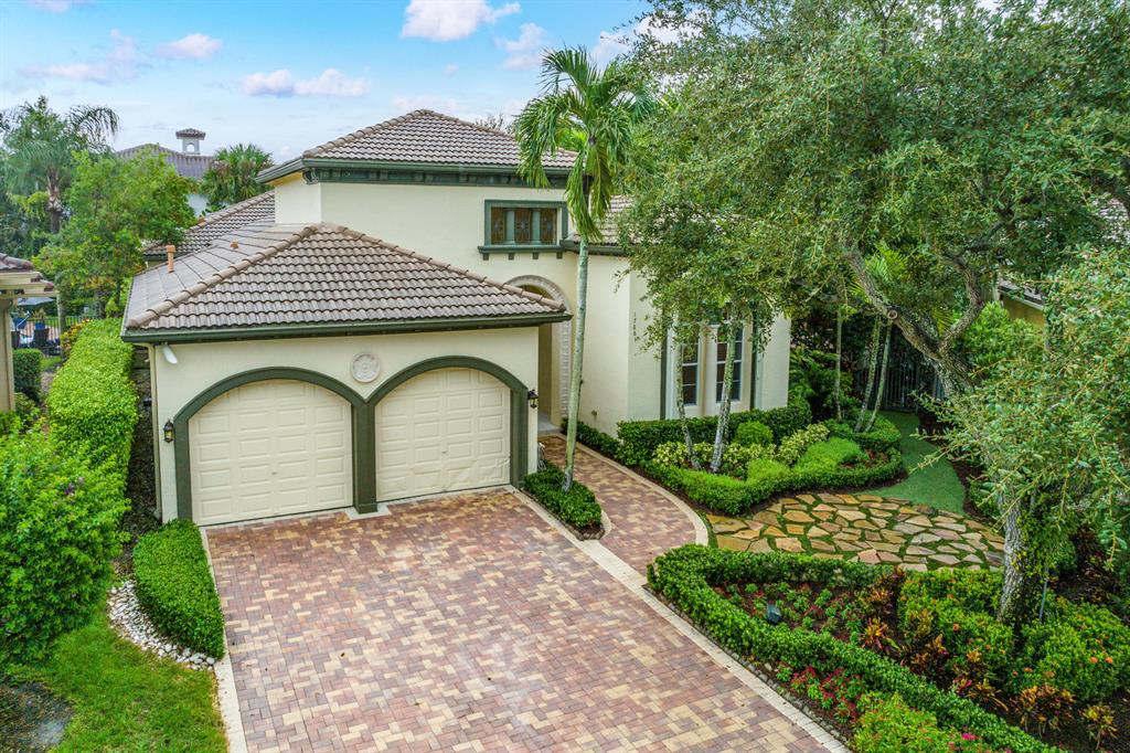 17881 Villa Club Way