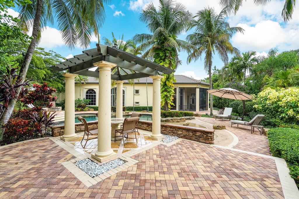 17881 Villa Club Way