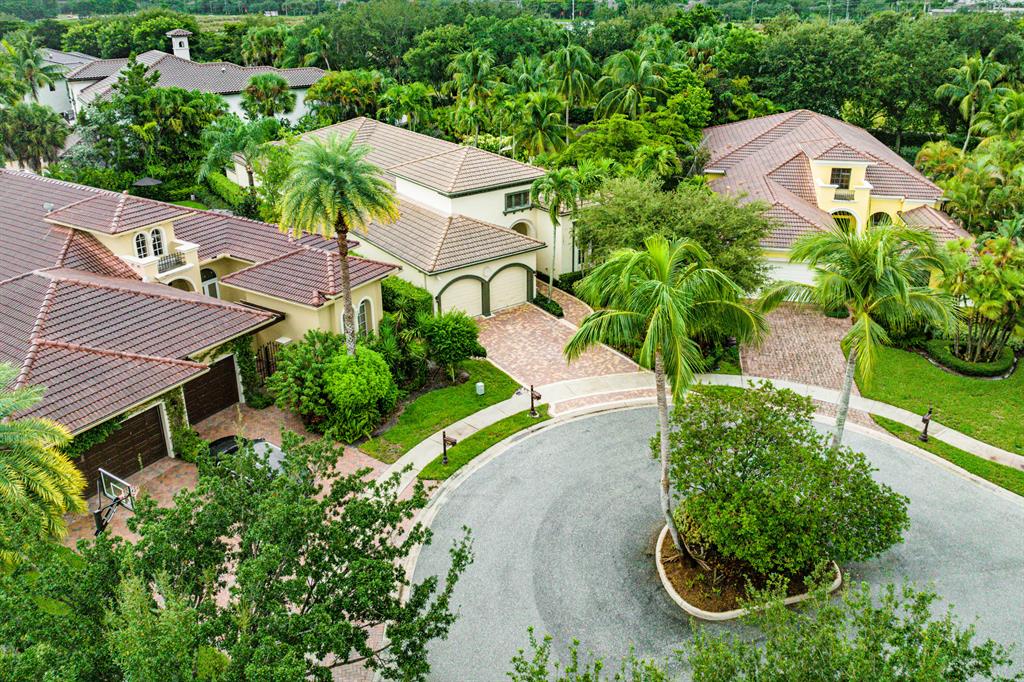 17881 Villa Club Way