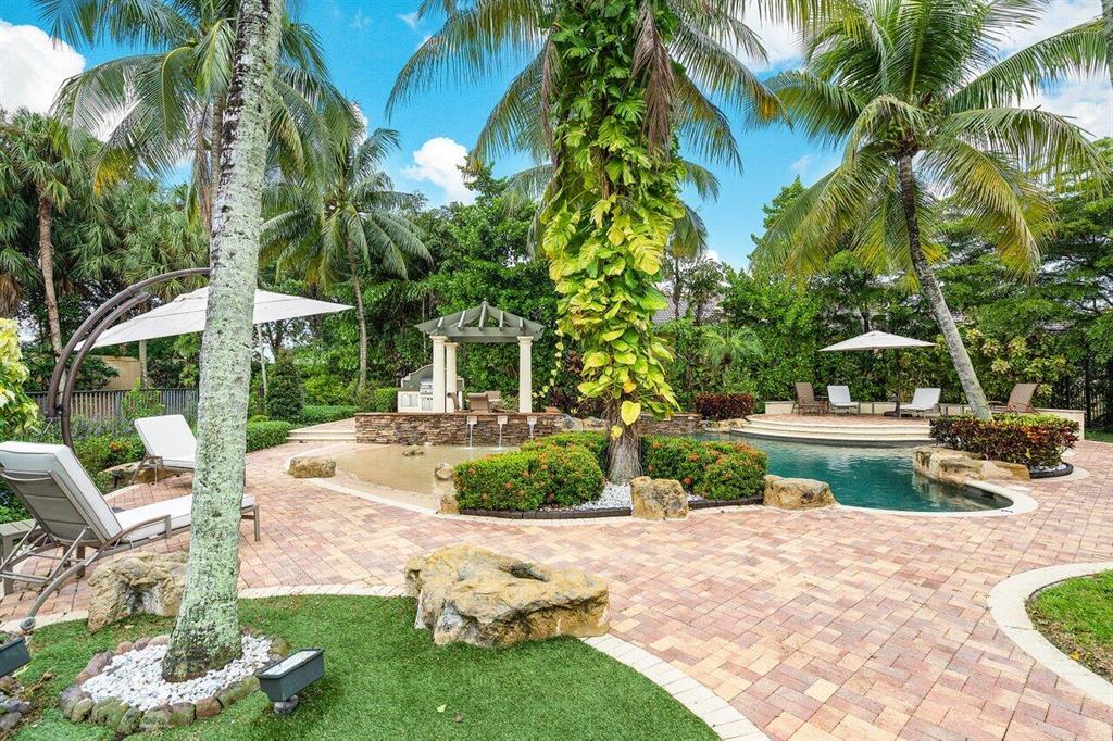 17881 Villa Club Way