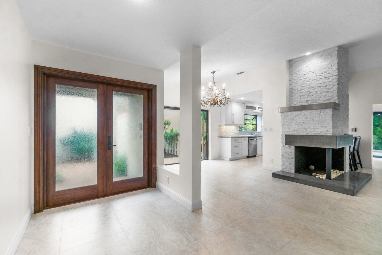 21505 Campo Allegro Drive
