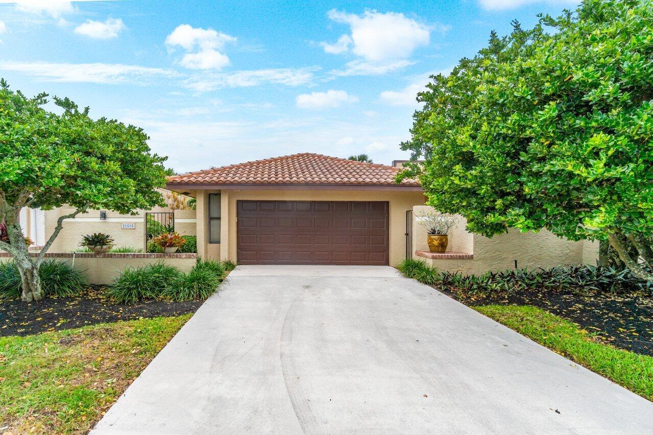 21505 Campo Allegro Drive