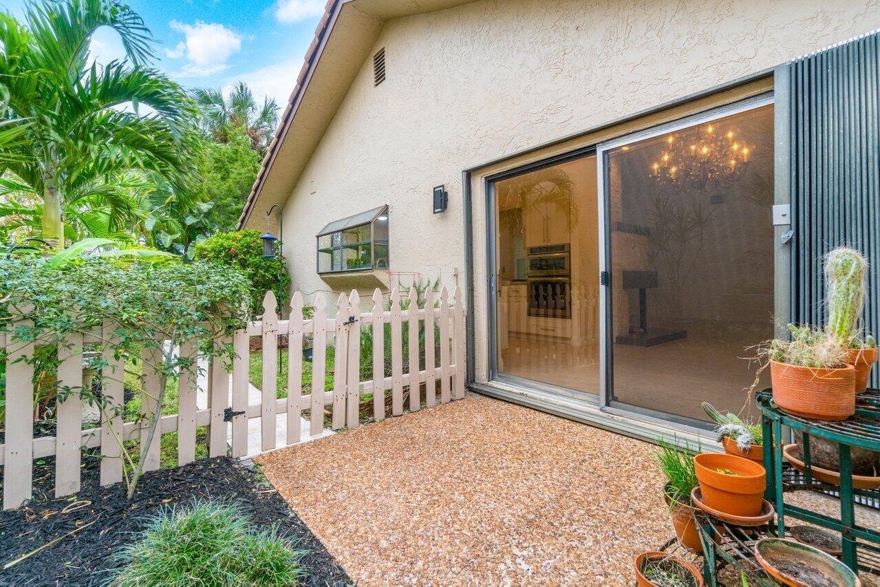 21505 Campo Allegro Drive