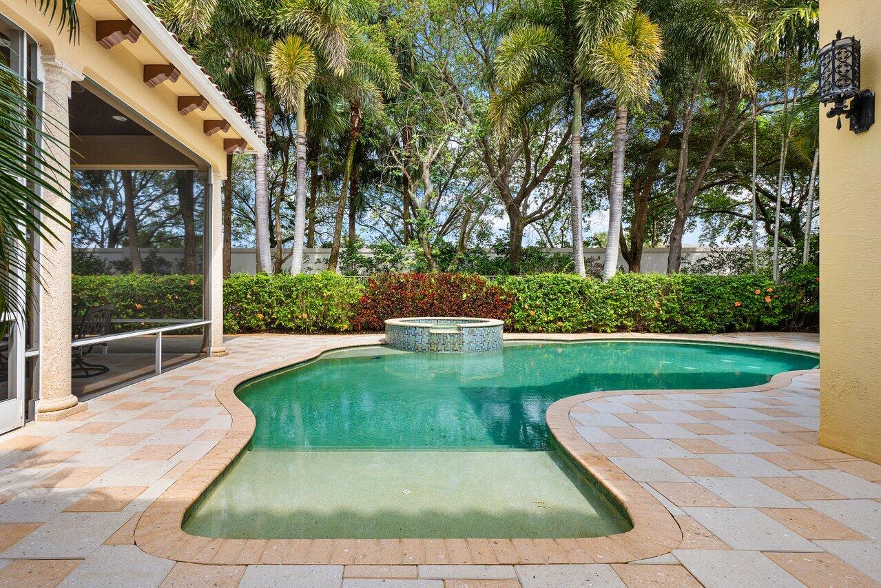9453 Grand Estates Way