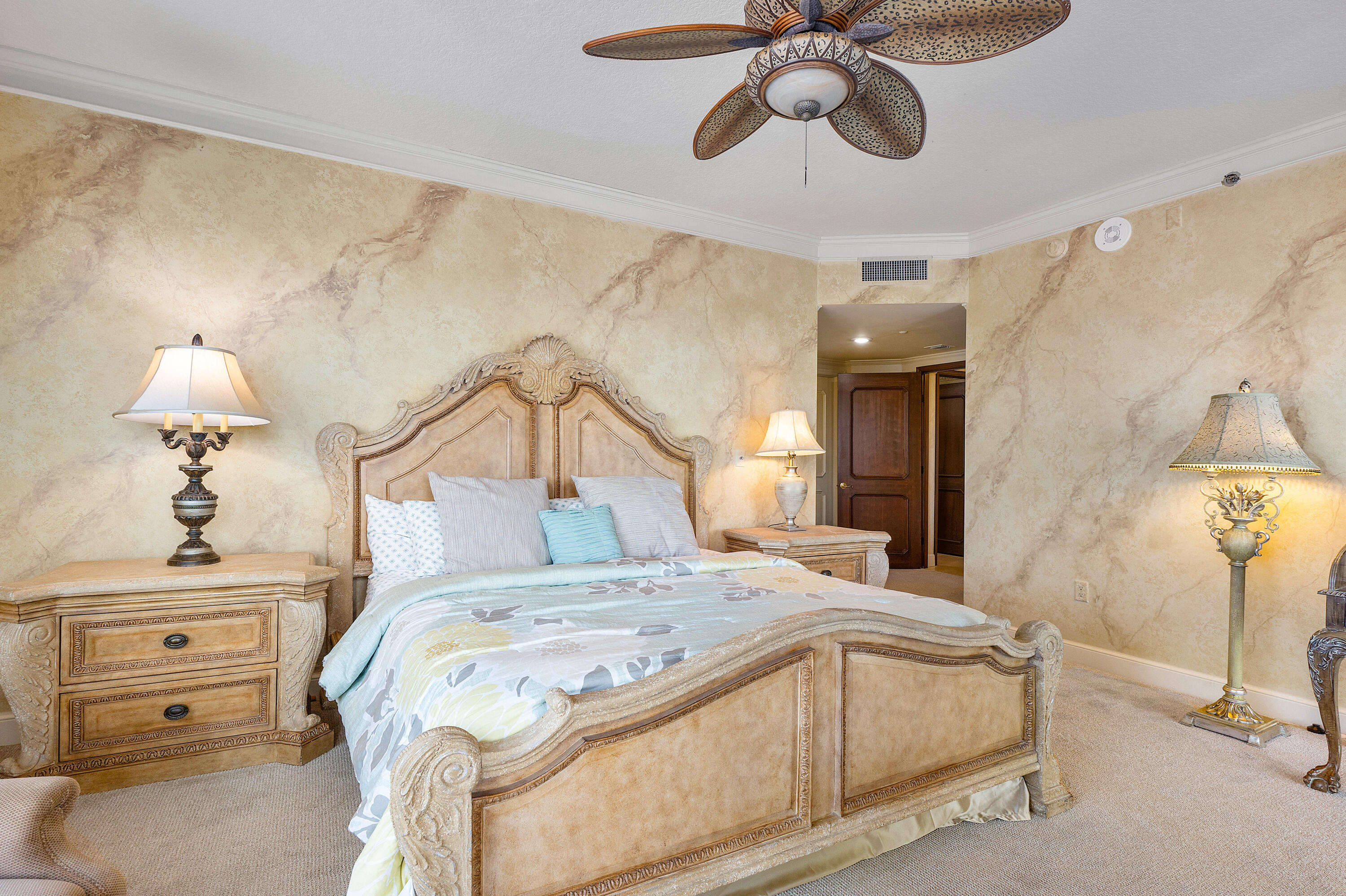 3700 S Ocean Boulevard 410