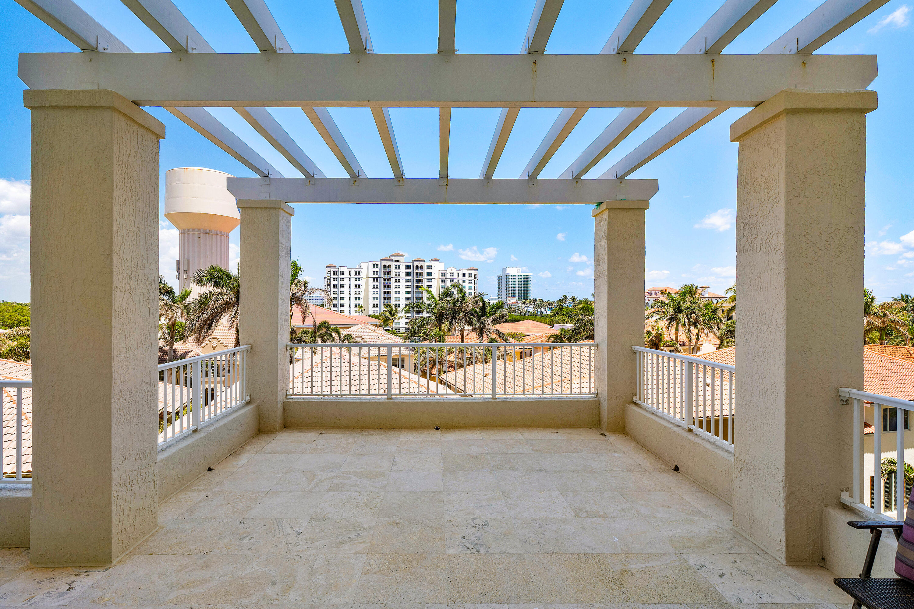 3700 S Ocean Boulevard 410