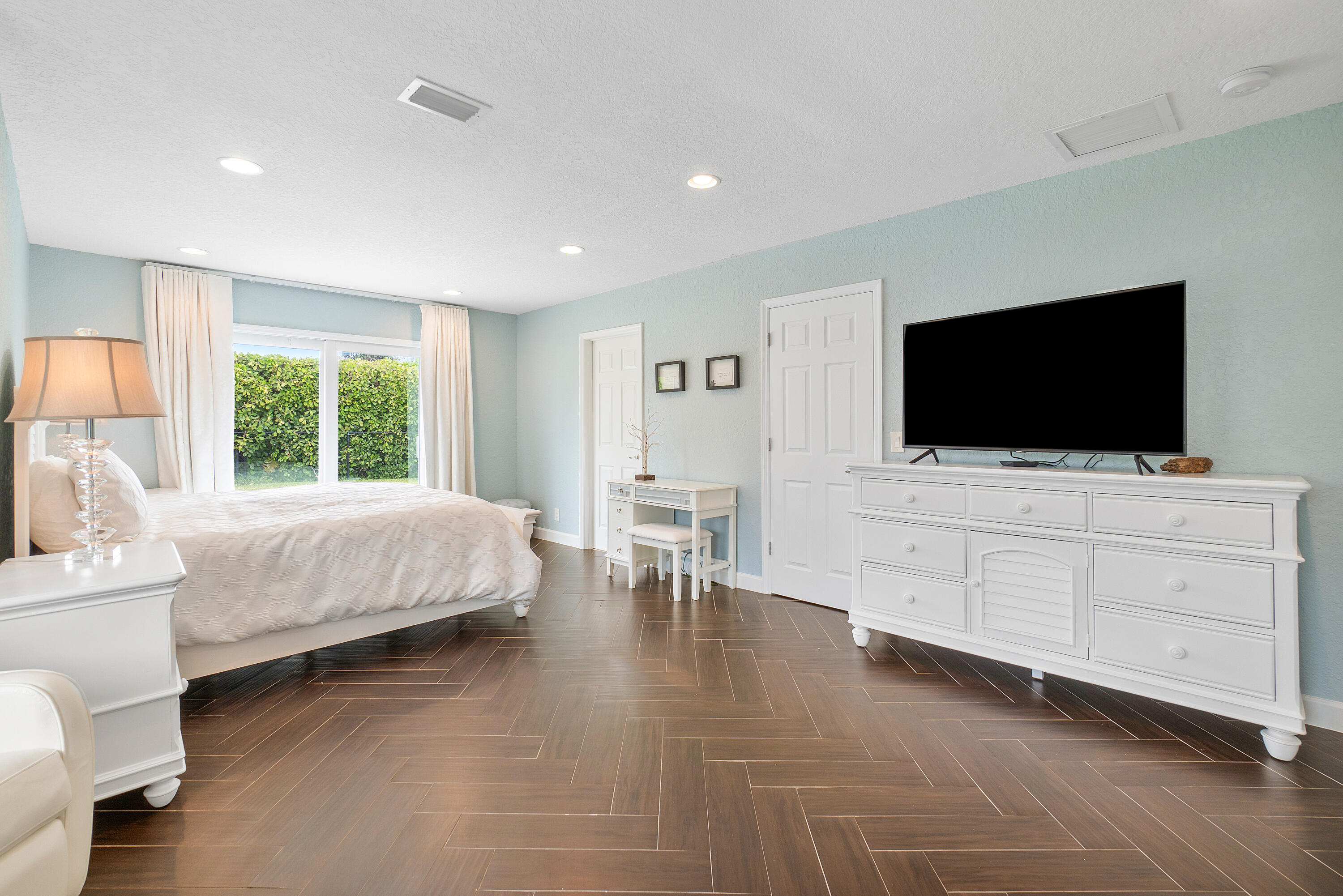 1291 SW Sugar Plum Drive