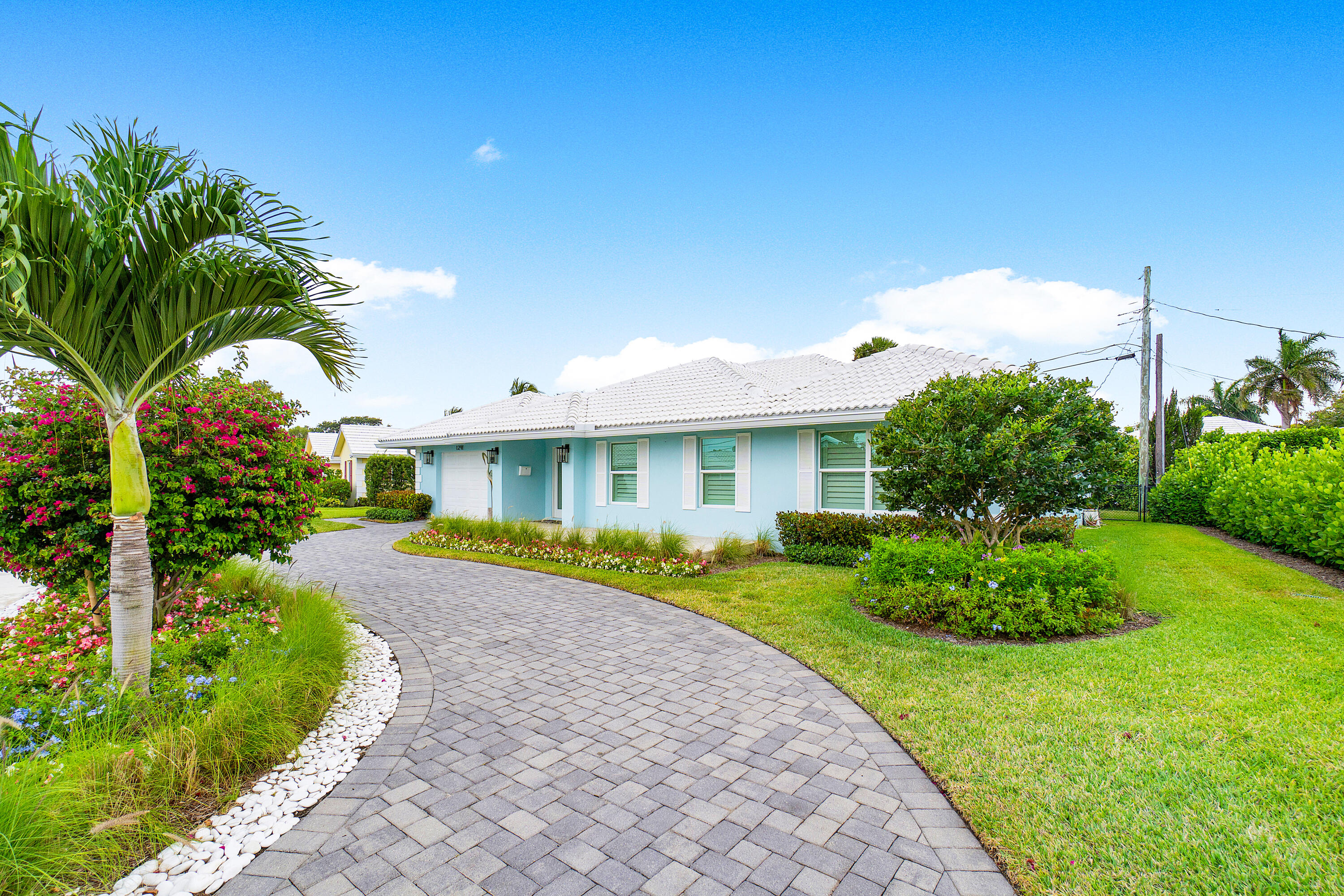 1291 SW Sugar Plum Drive