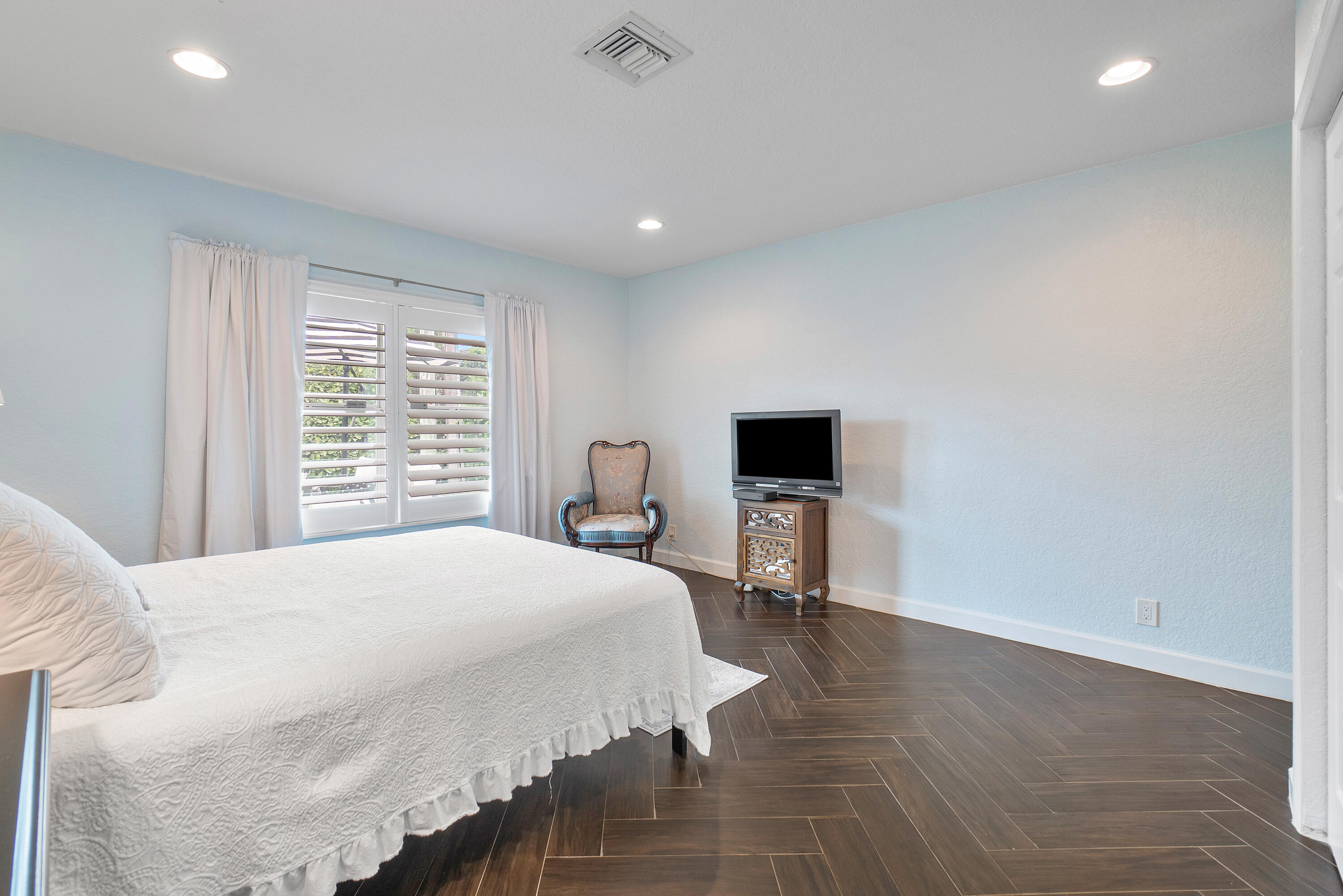1291 SW Sugar Plum Drive