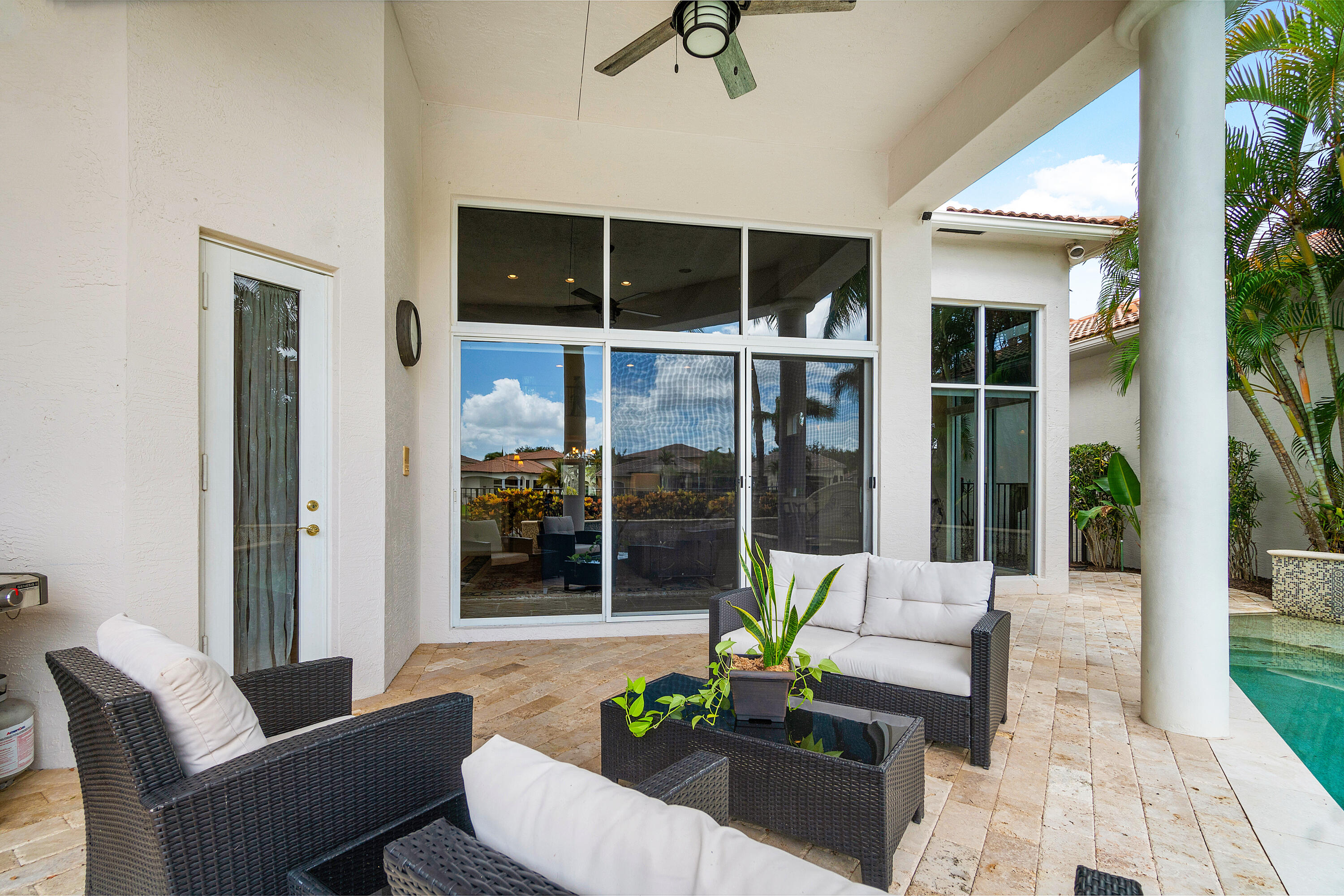 17952 Villa Club Way