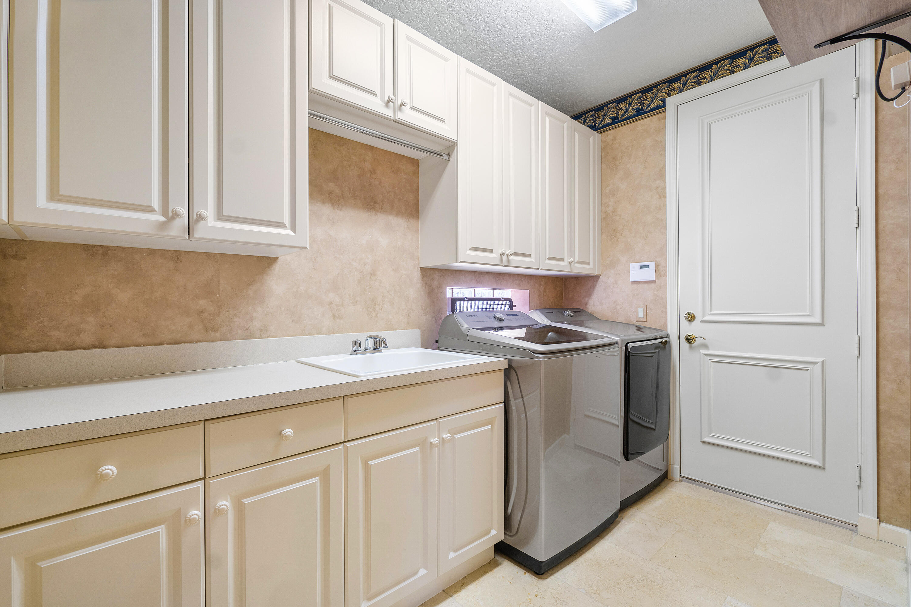 17952 Villa Club Way