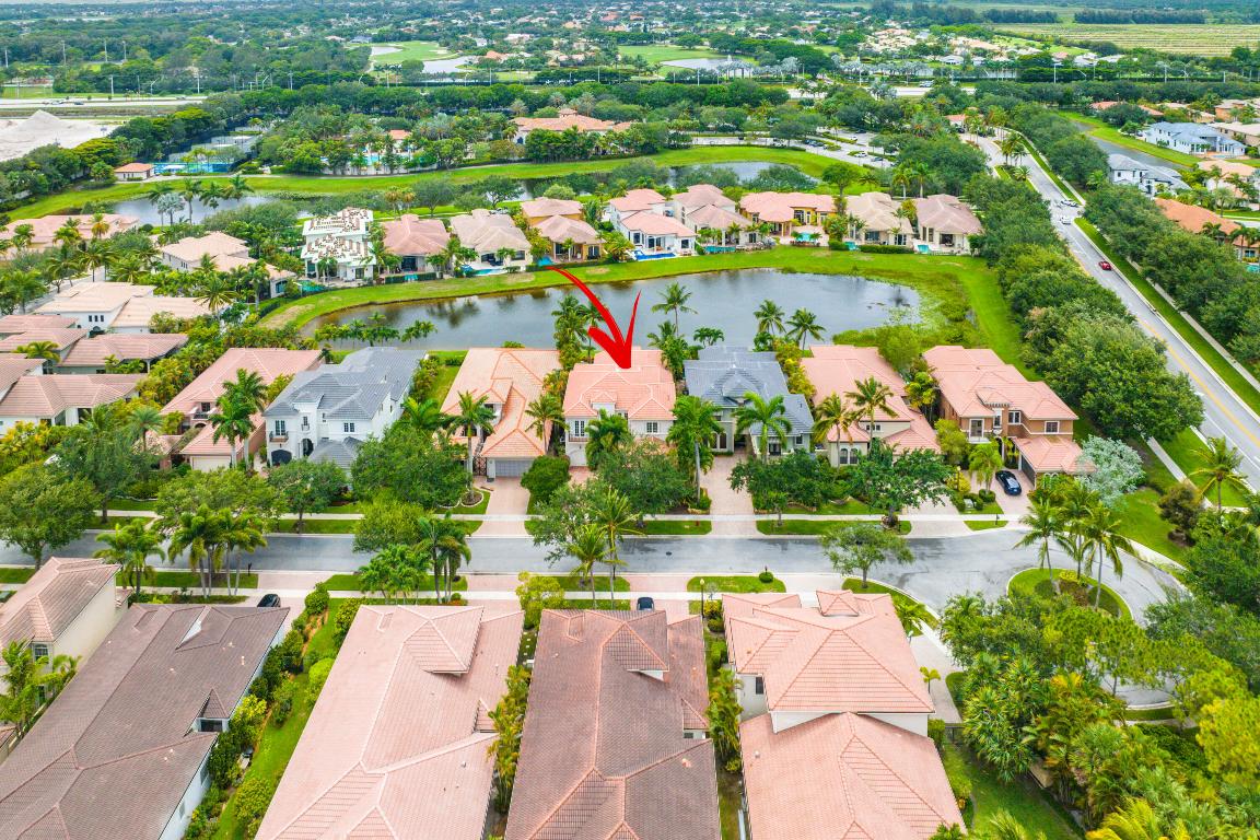 17952 Villa Club Way