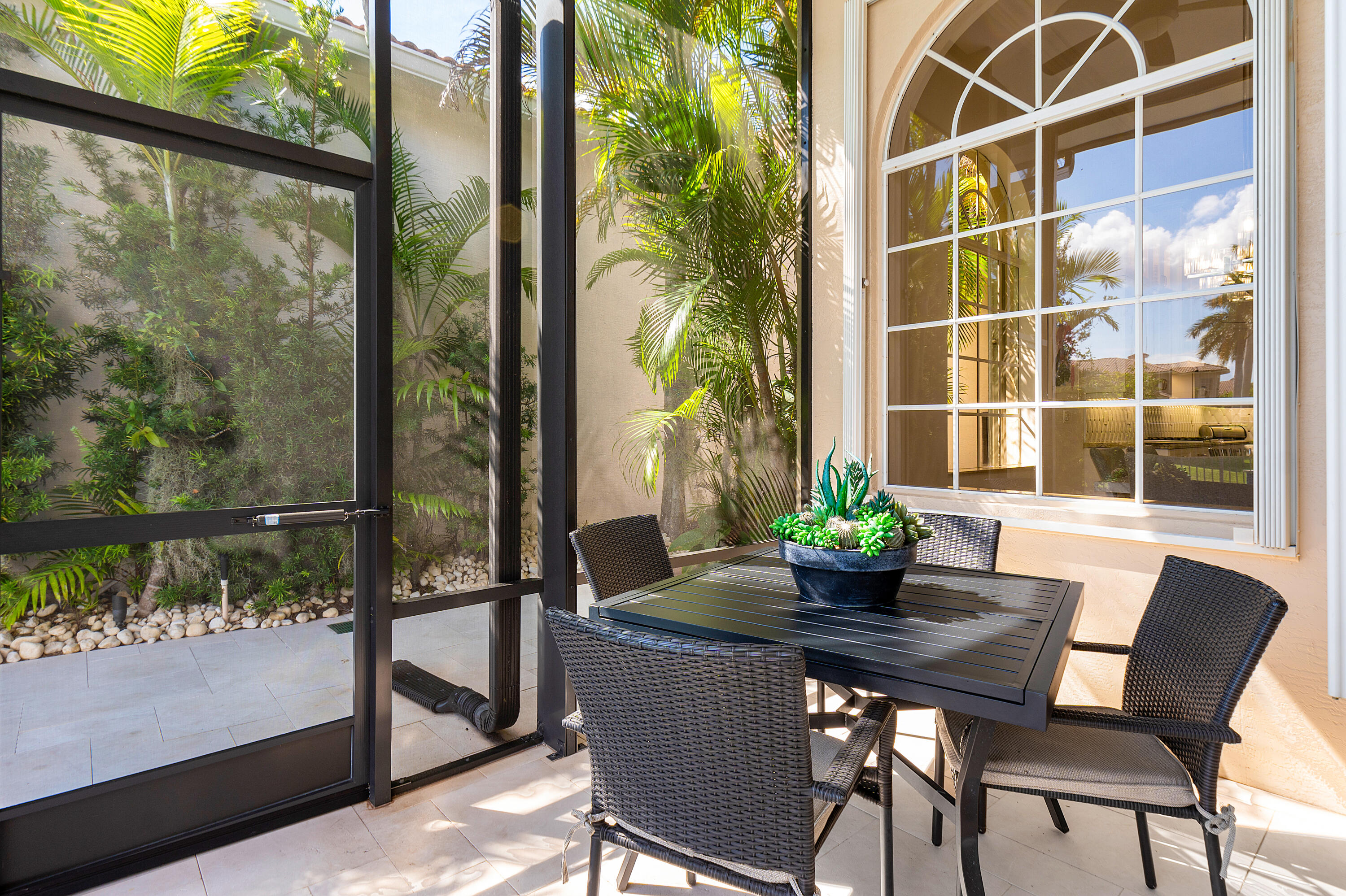 17929 Villa Club Way