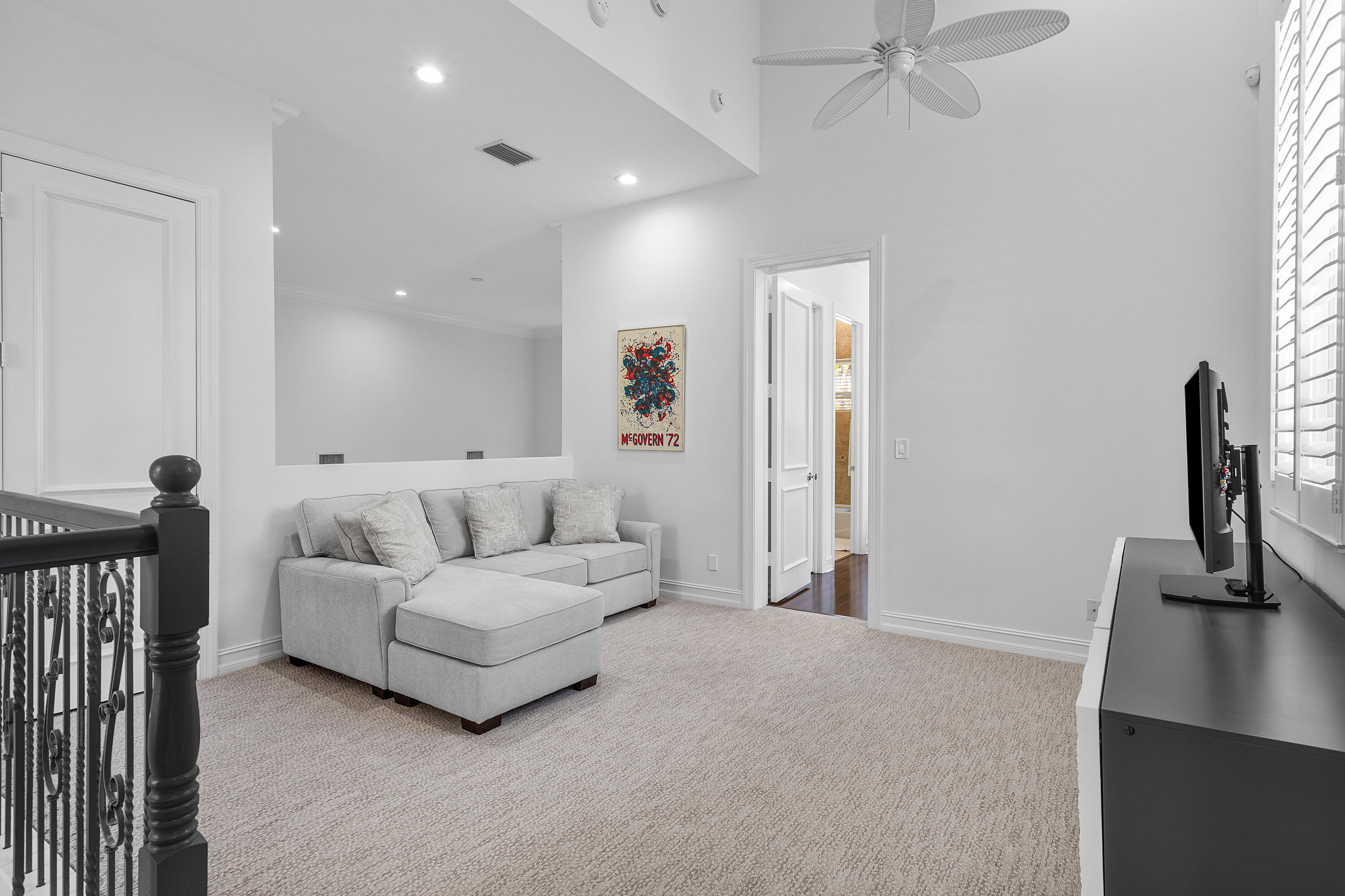 17929 Villa Club Way