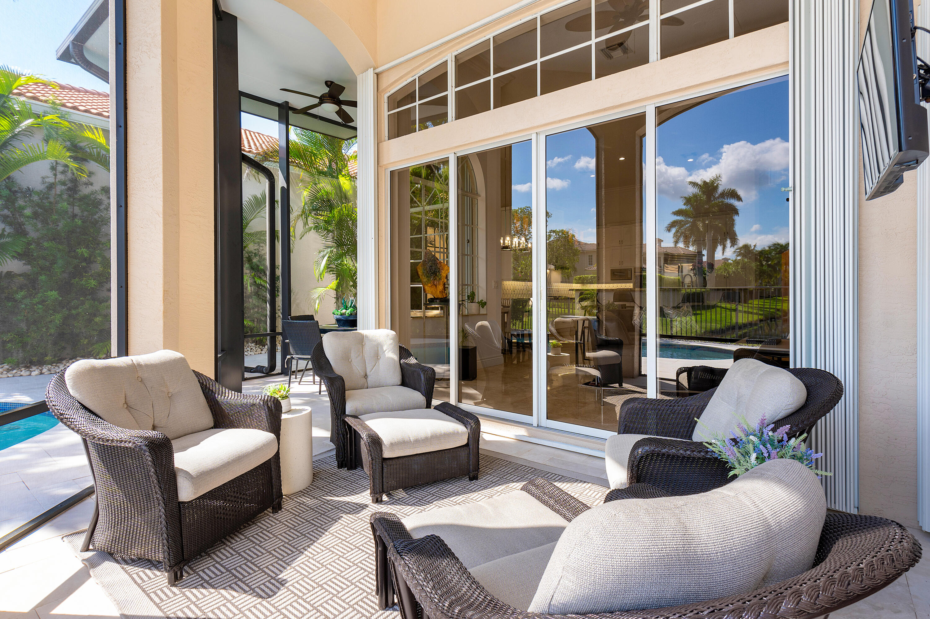 17929 Villa Club Way