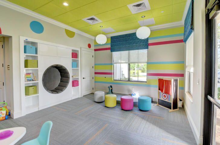 17929 Villa Club Way