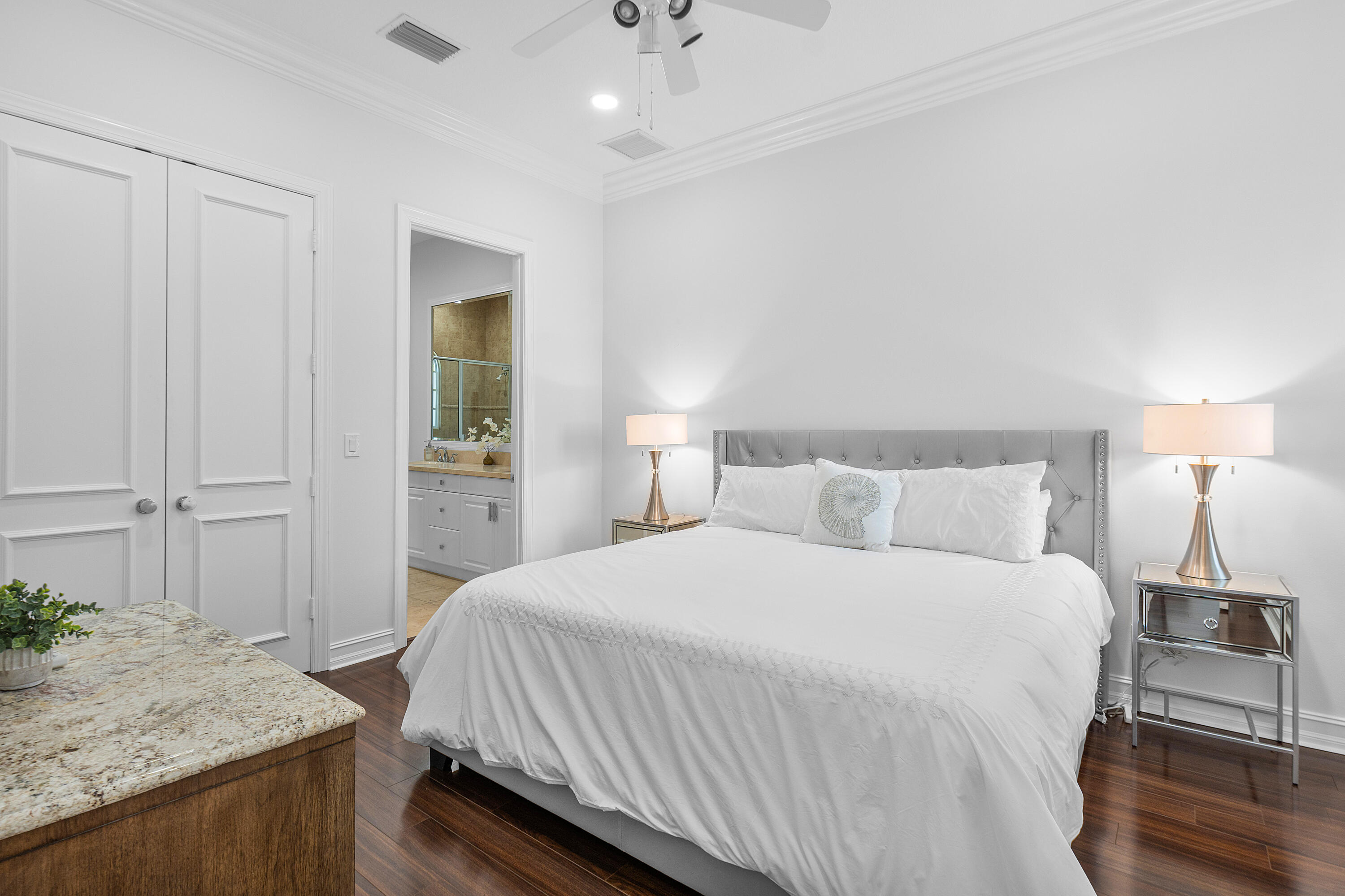 17929 Villa Club Way