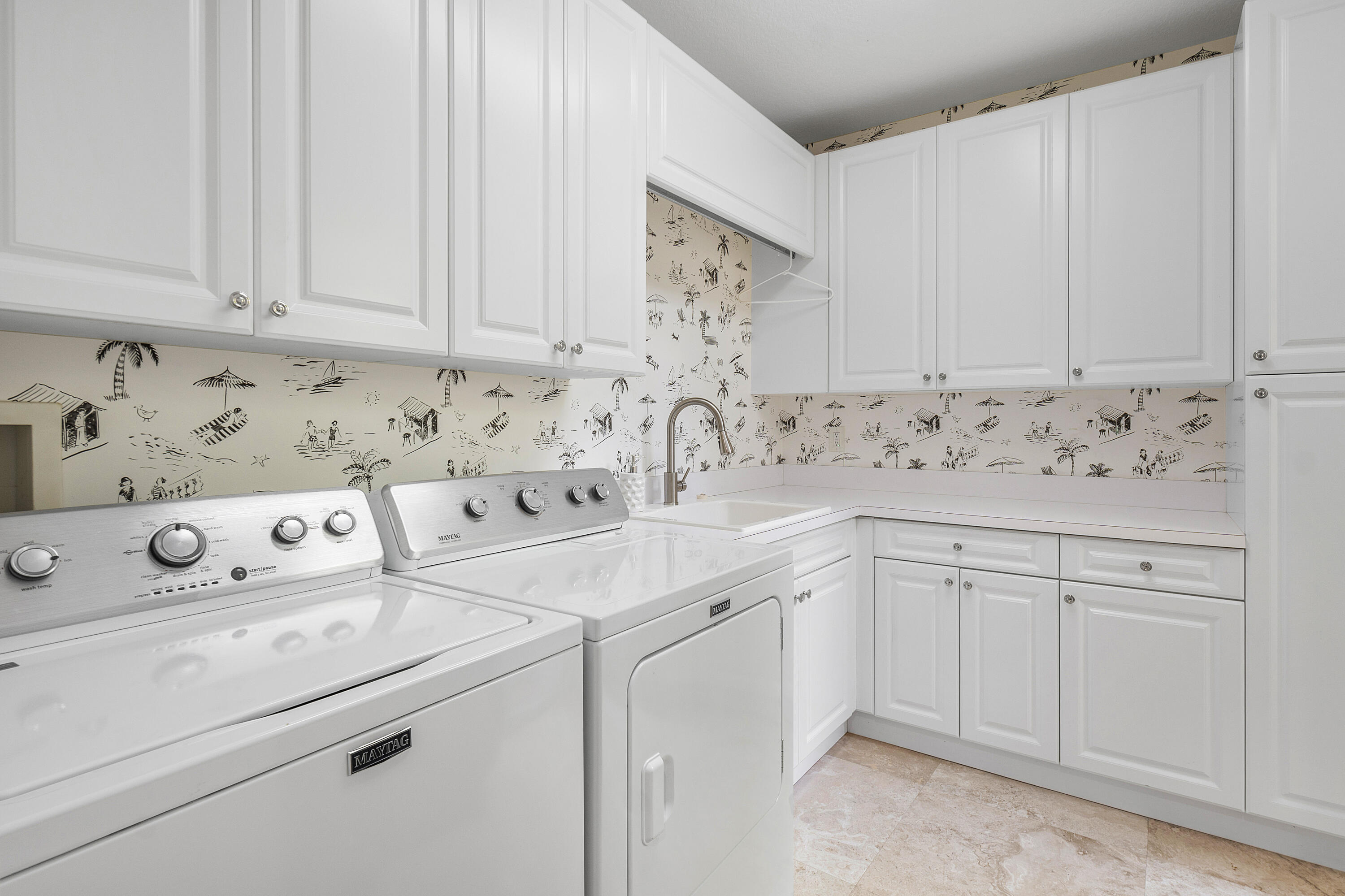 17929 Villa Club Way