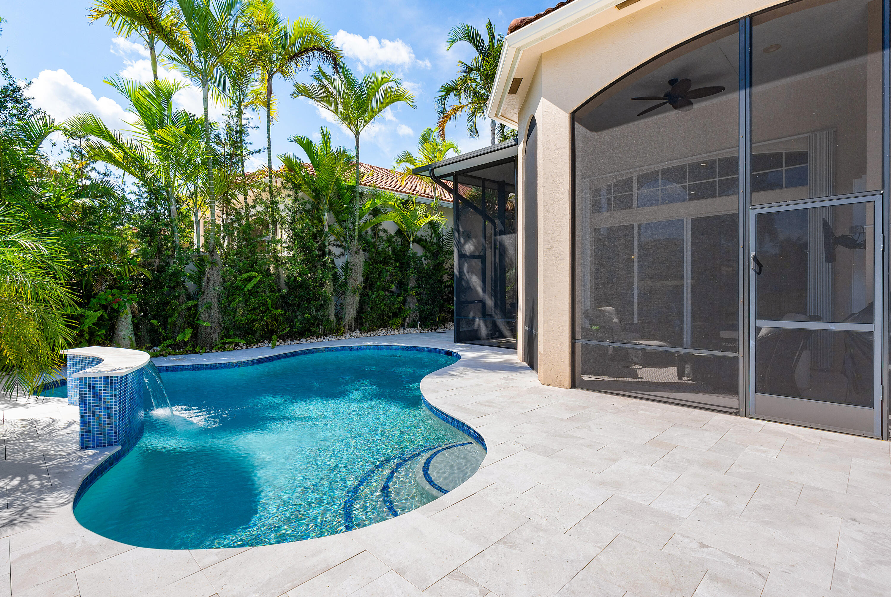 17929 Villa Club Way