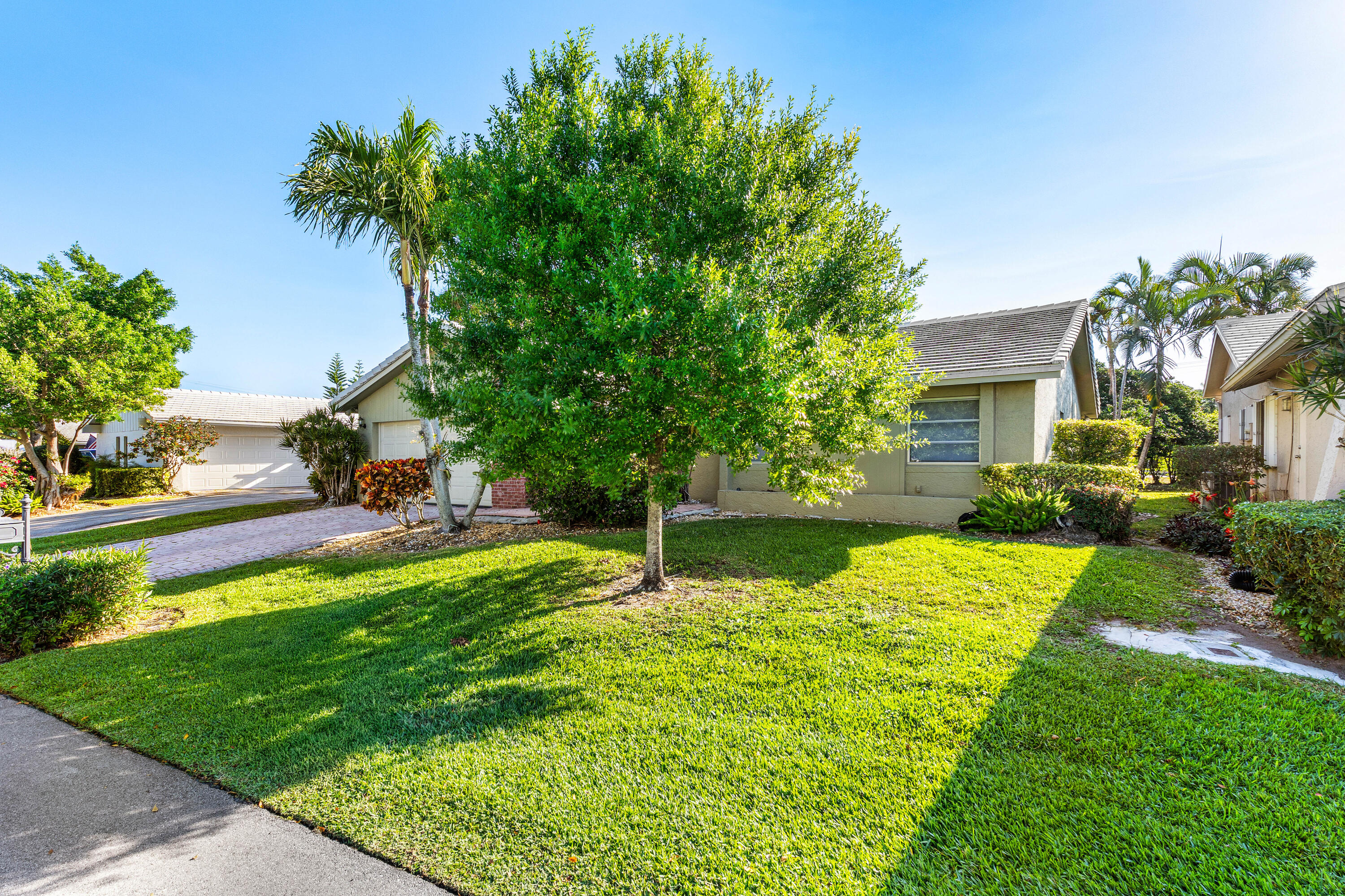 22230 Cameo Drive E