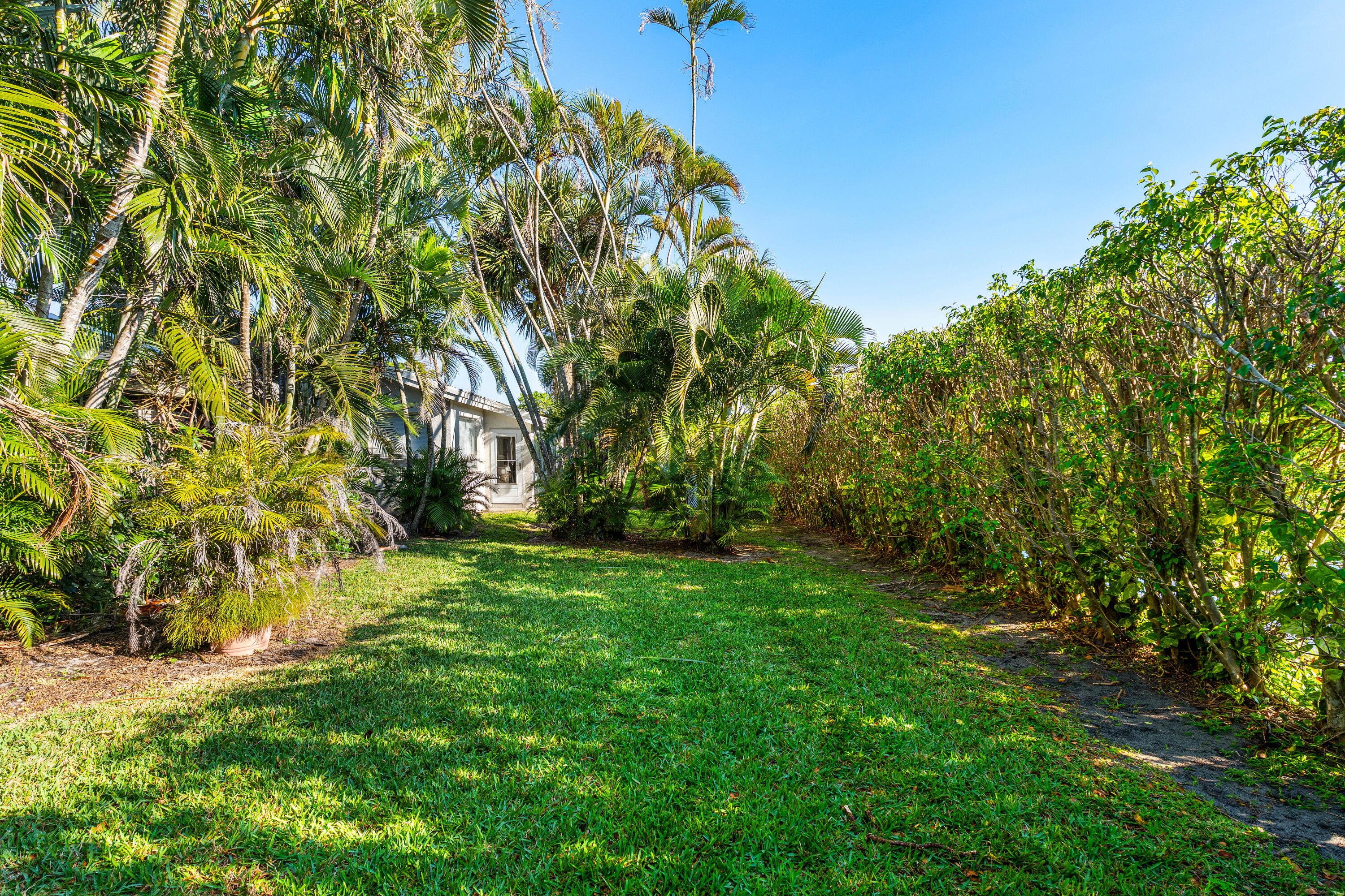 22230 Cameo Drive E