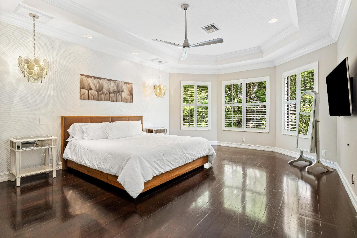 17657 Middlebrook Way