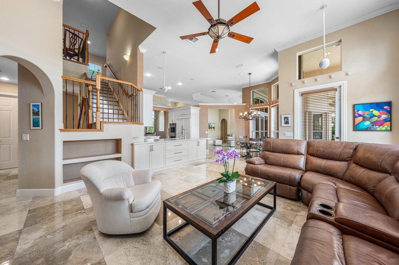 923 Hyacinth Drive