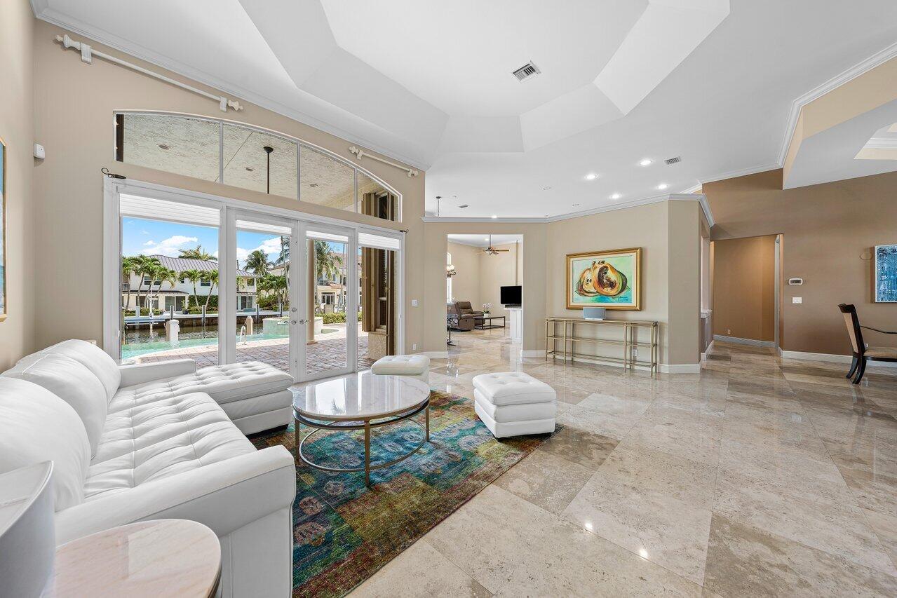 923 Hyacinth Drive