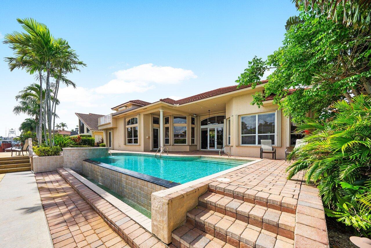 923 Hyacinth Drive