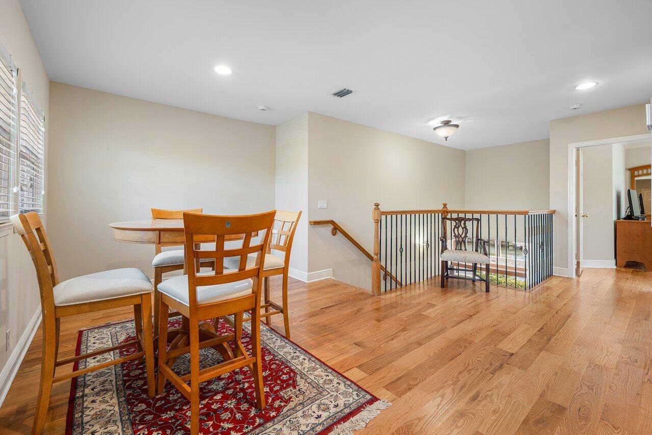 923 Hyacinth Drive
