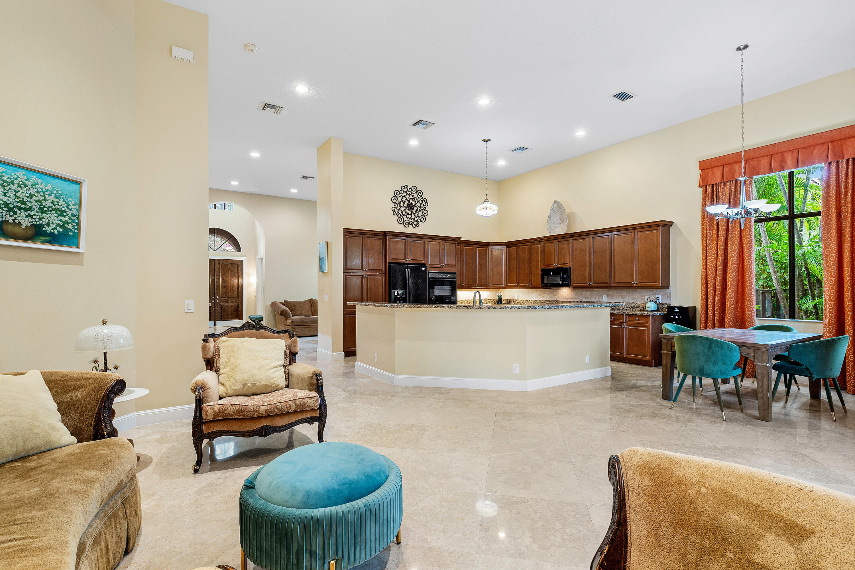 17928 Villa Club Way