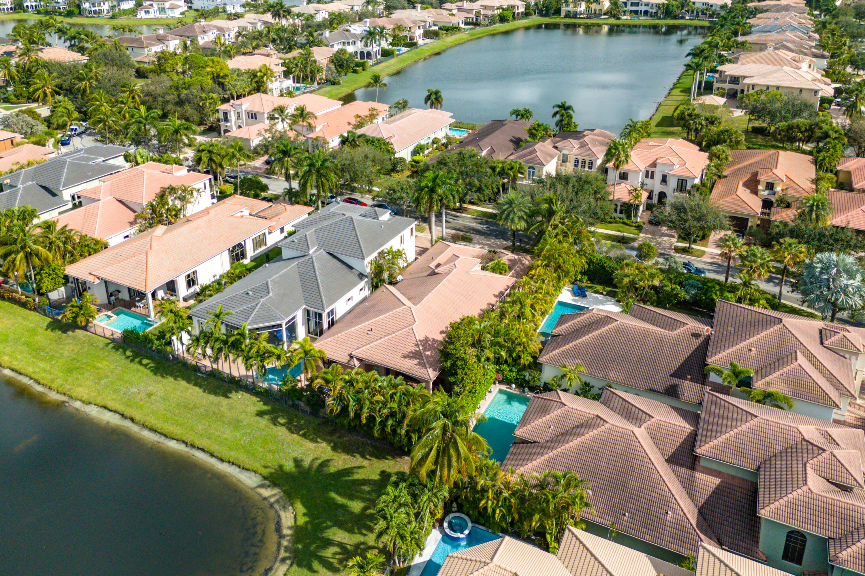 17928 Villa Club Way