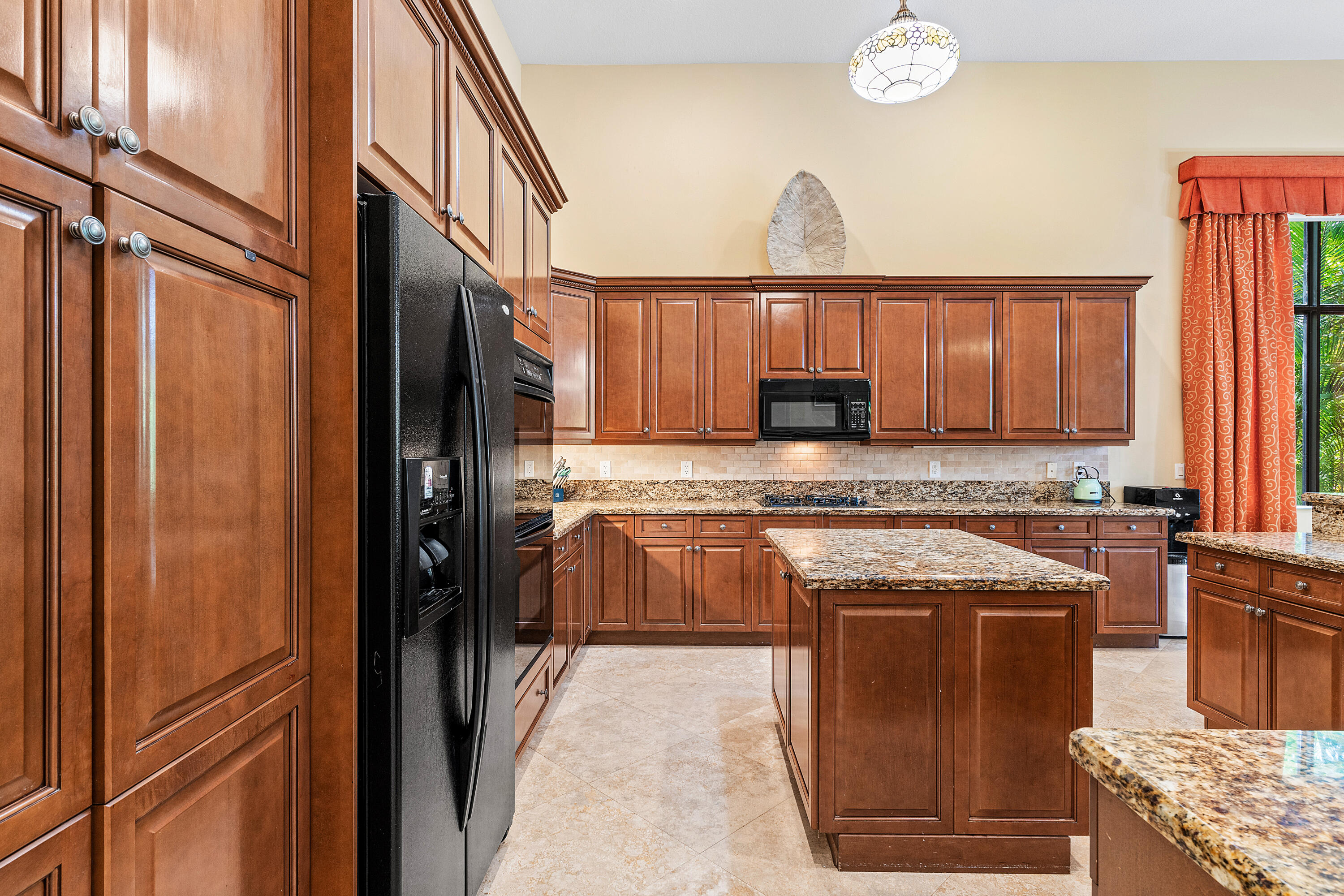 17928 Villa Club Way