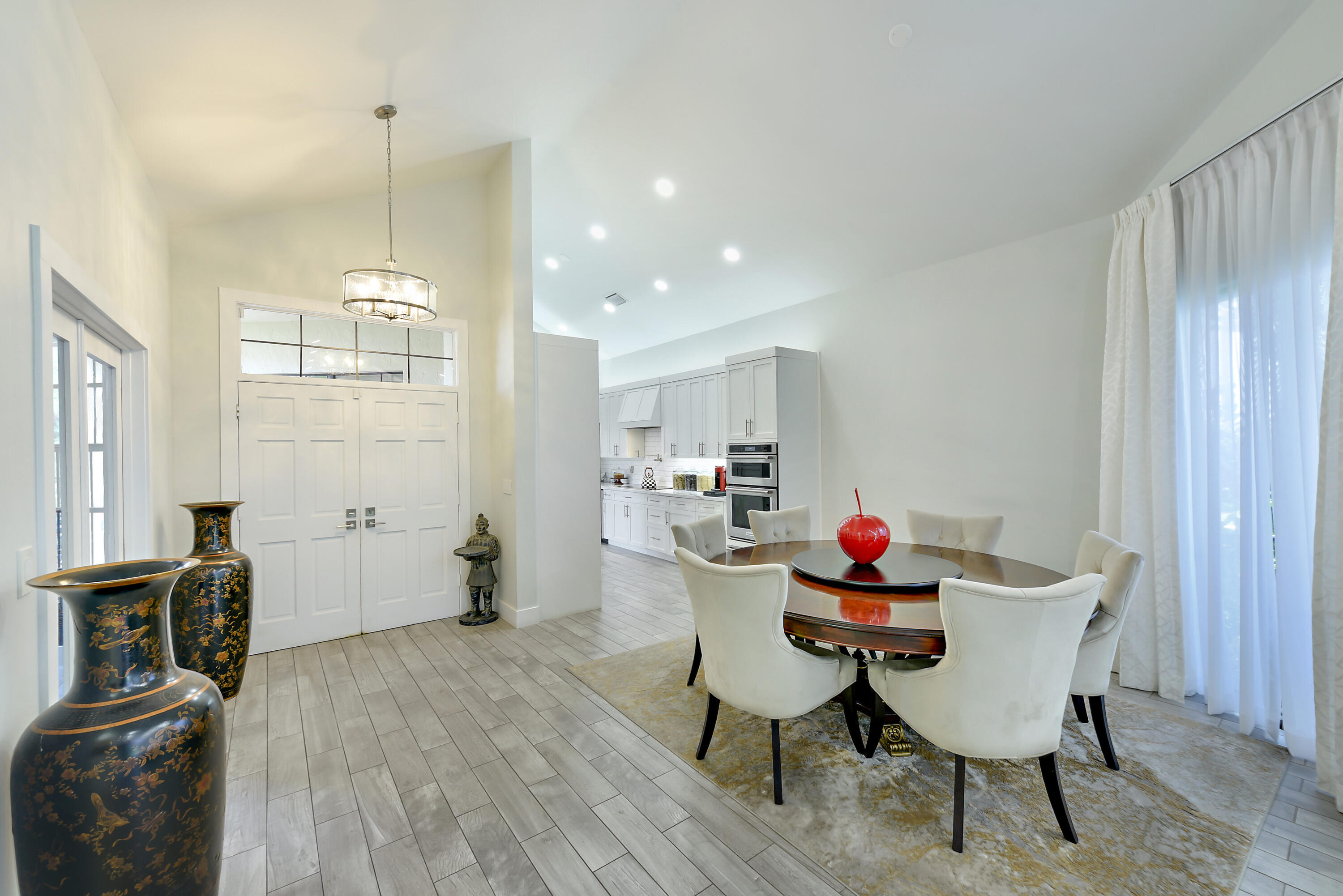 7493 Campo Florido