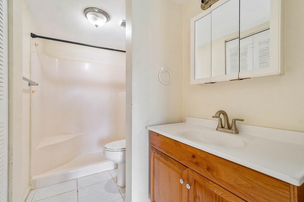 6736 Palmetto Circle S 105