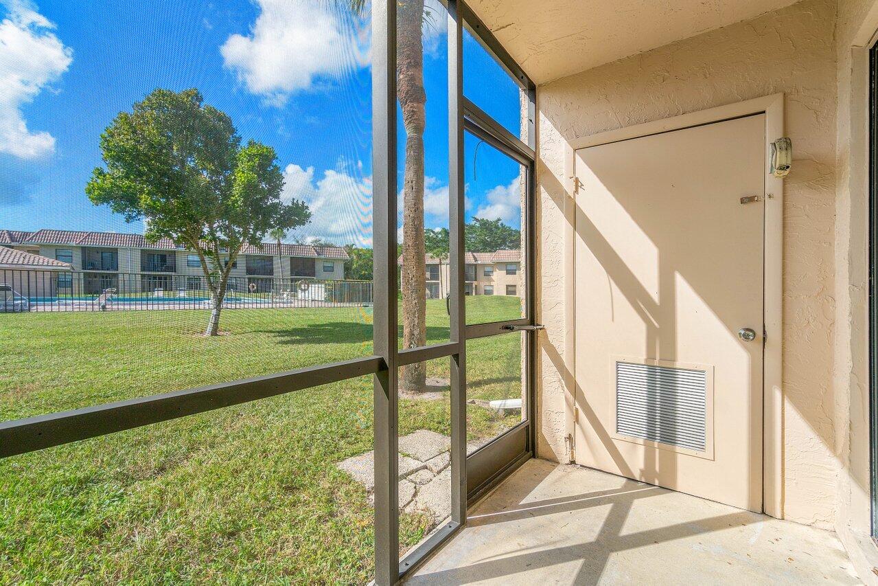 6736 Palmetto Circle S 105
