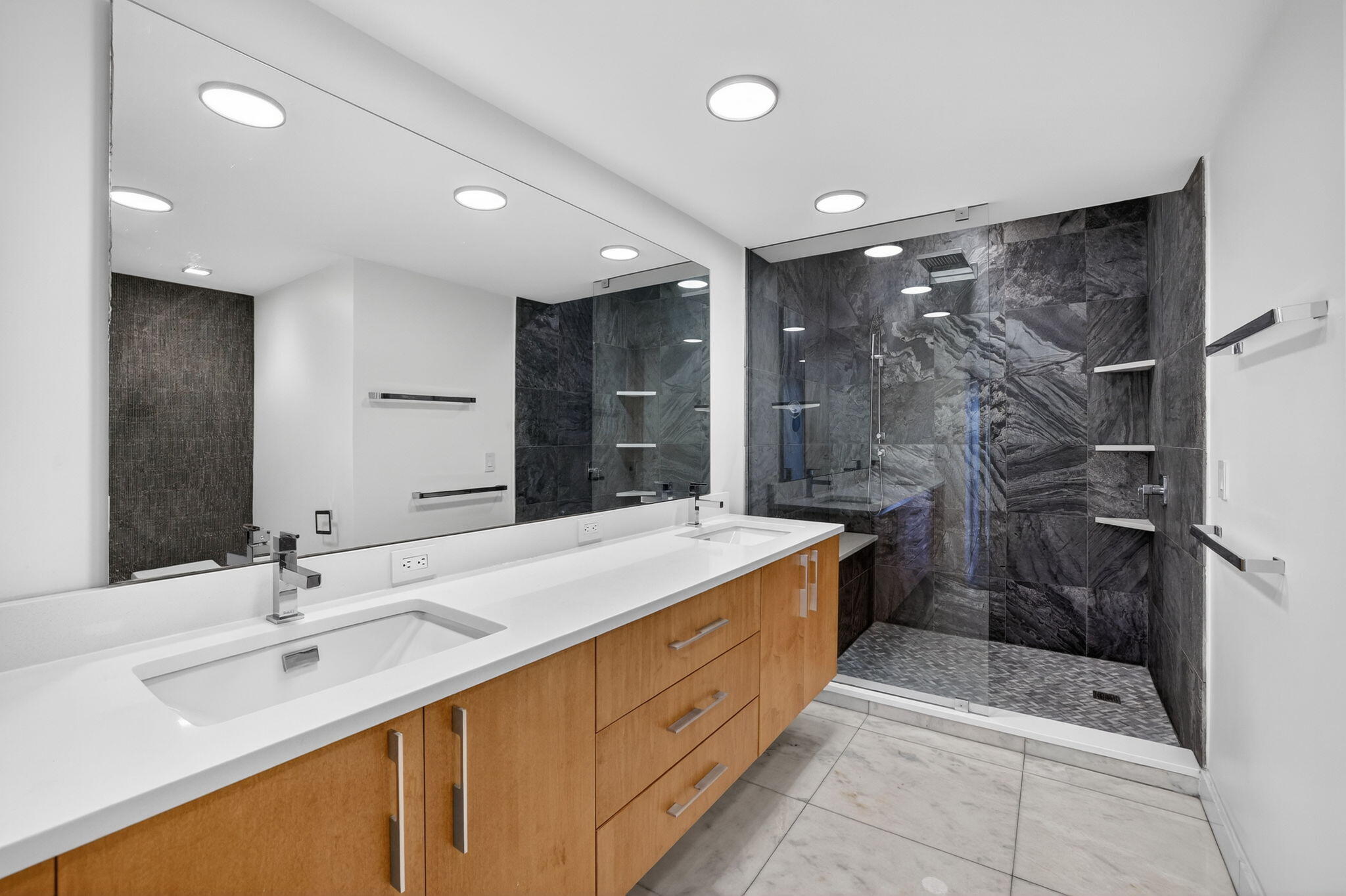 1035 SE 6th Avenue 20