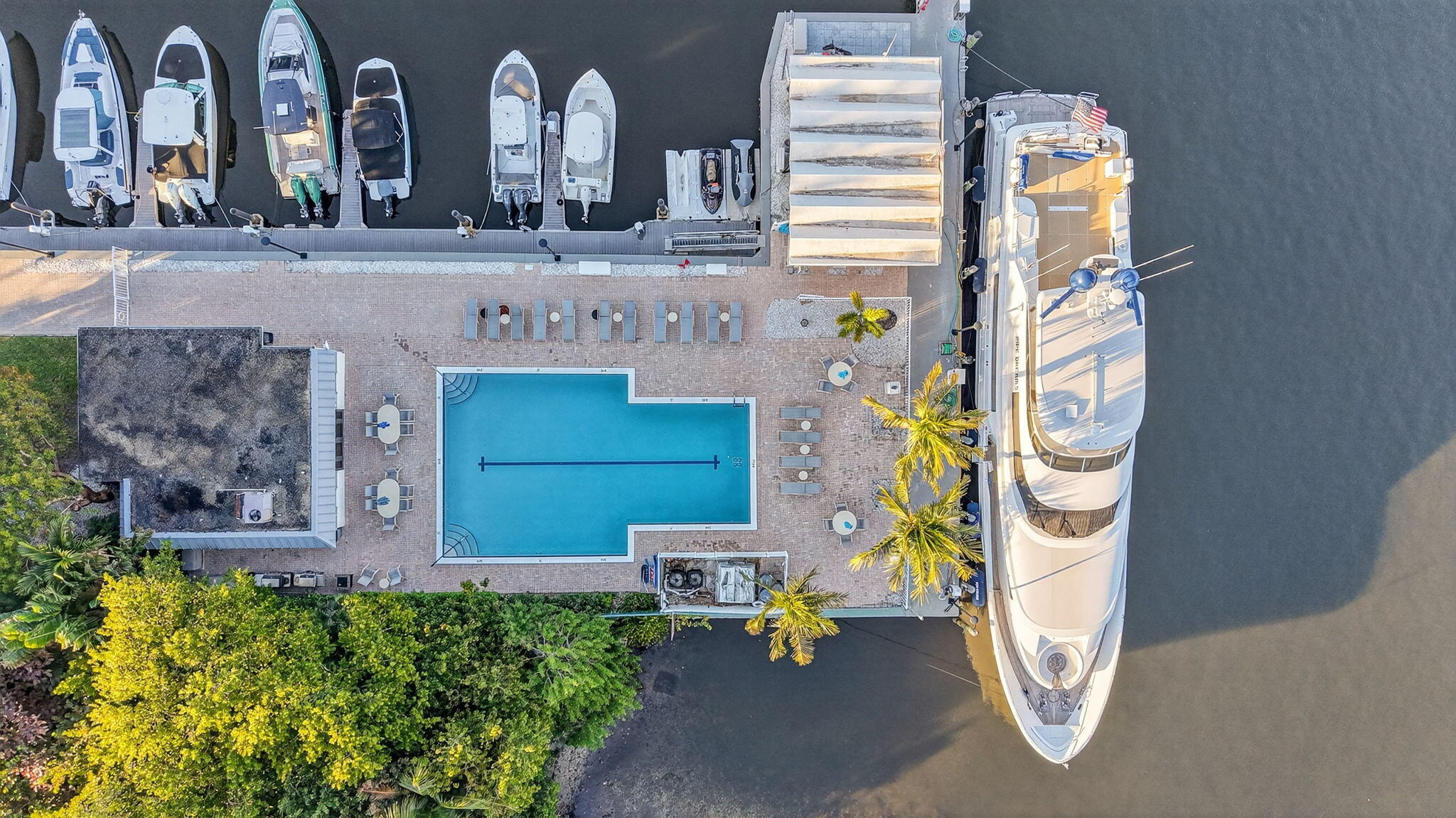 1035 SE 6th Avenue 20