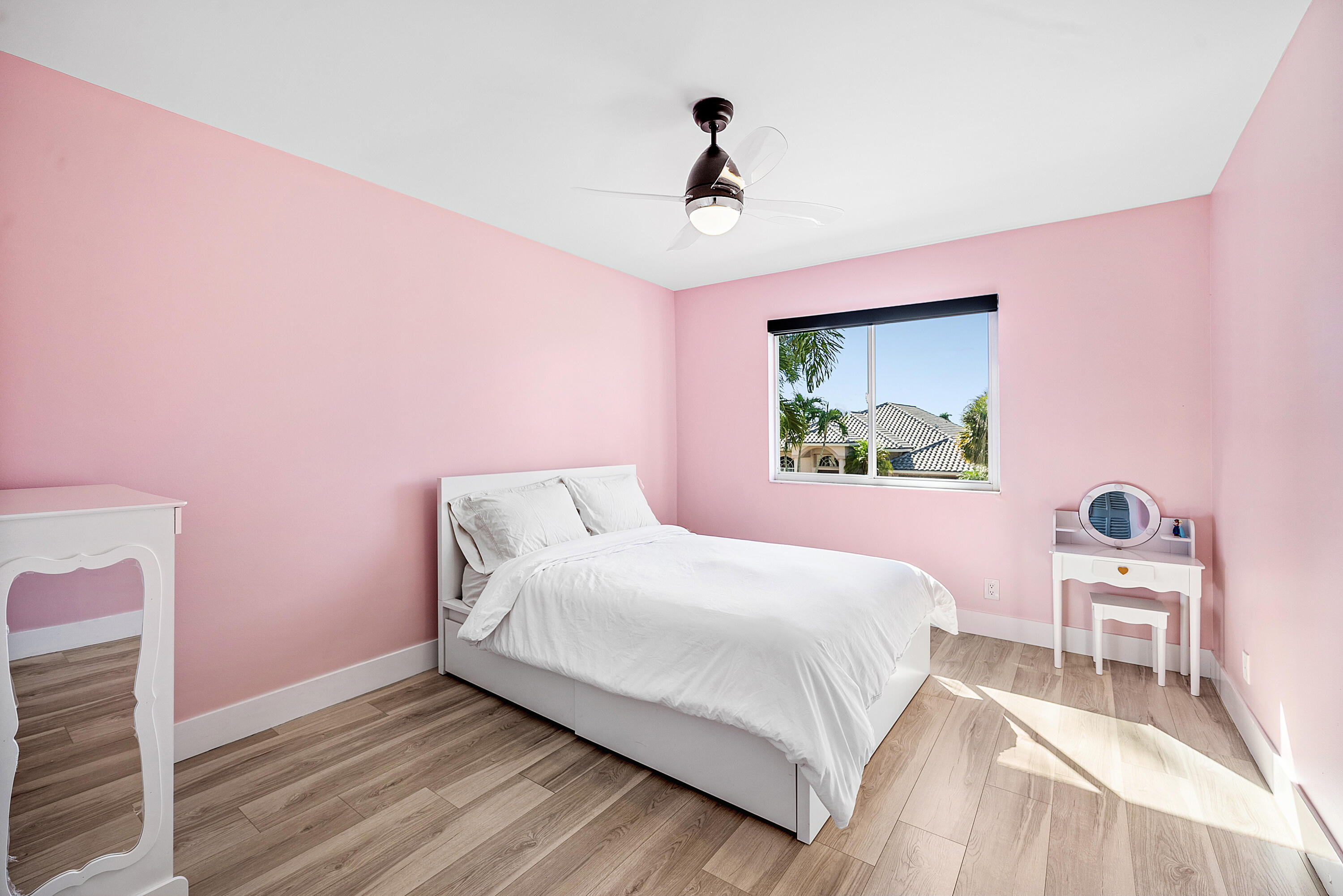 19706 Dinner Key Drive