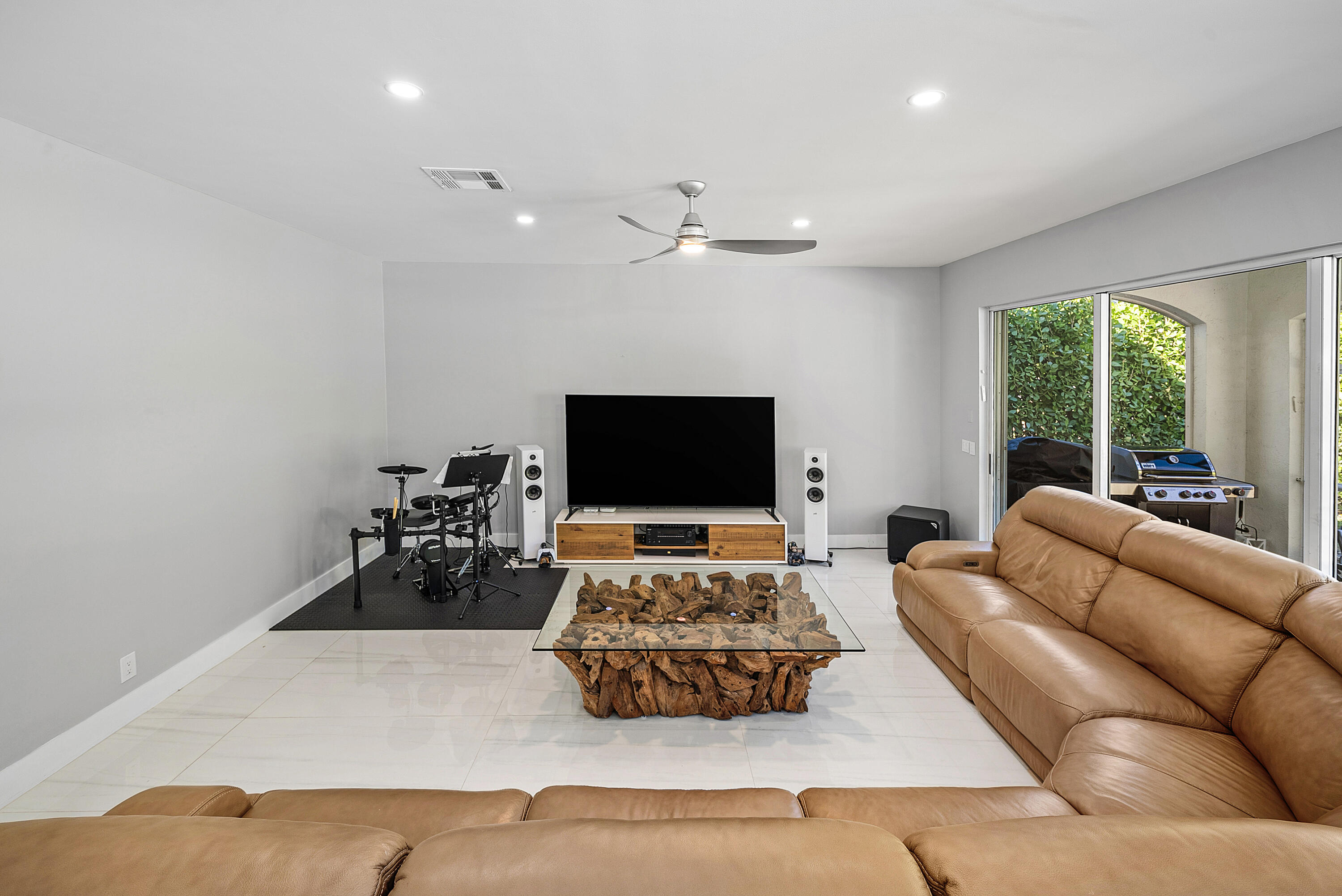 19706 Dinner Key Drive