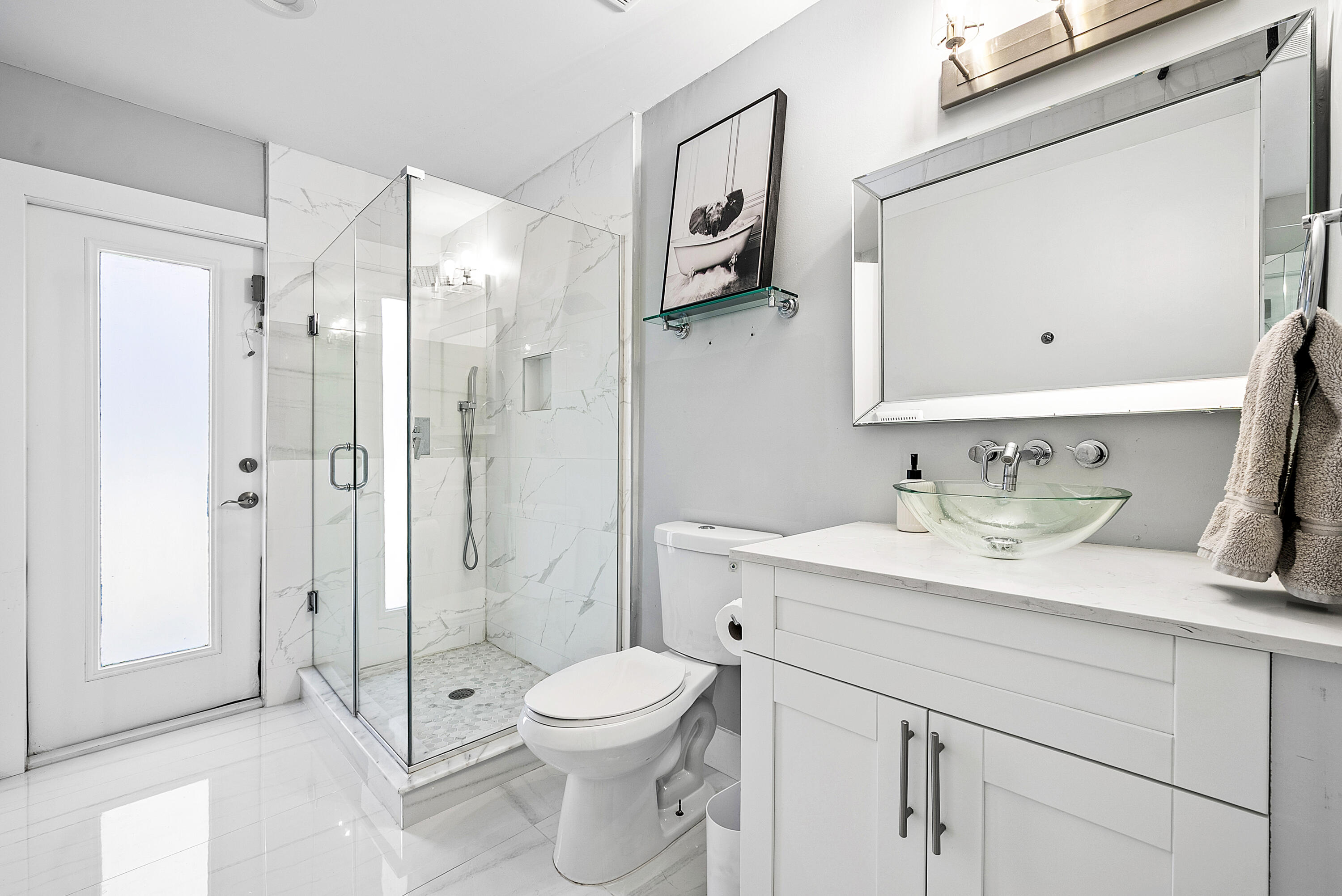 19706 Dinner Key Drive