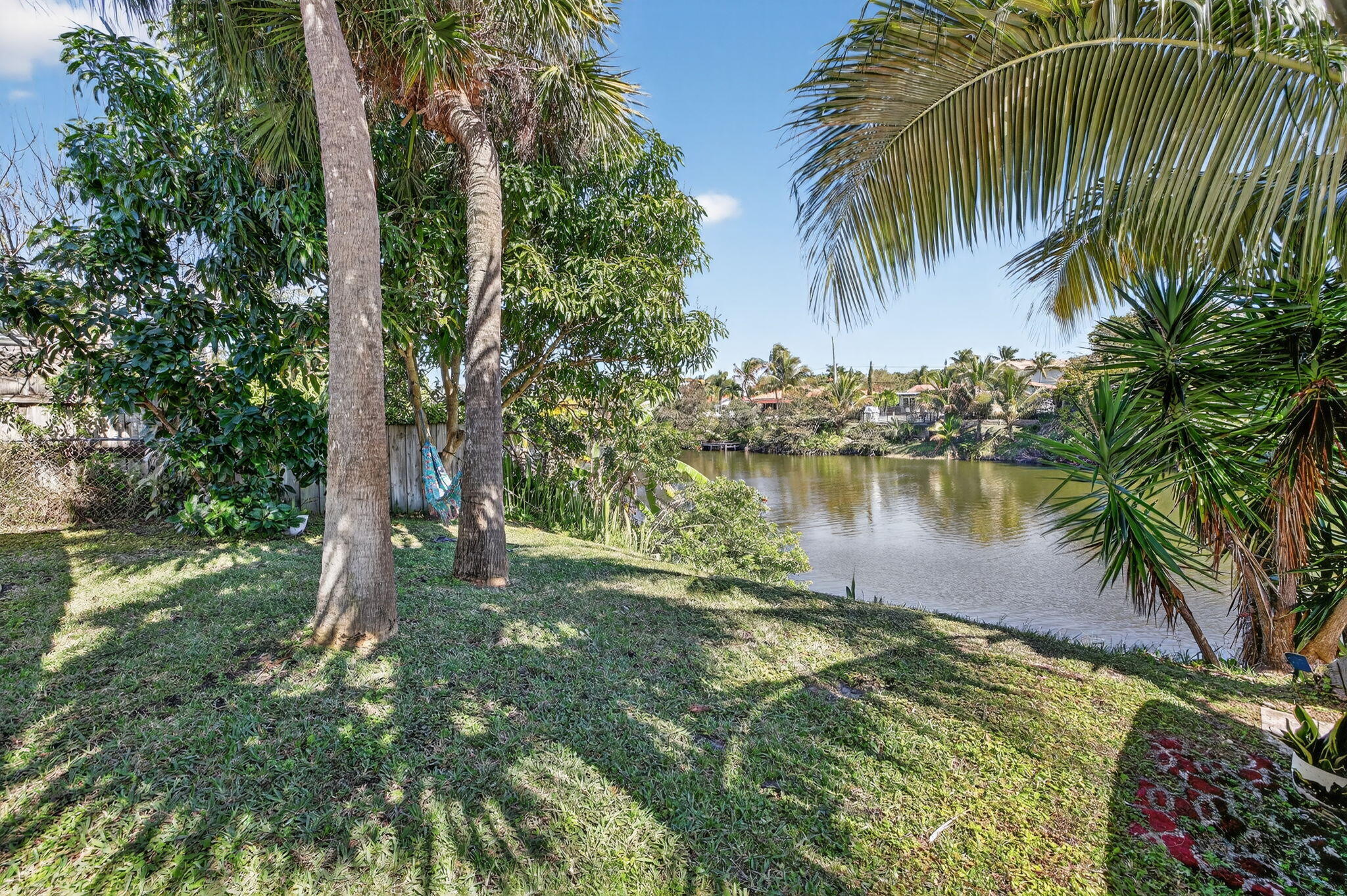 876 NW 6th Avenue
