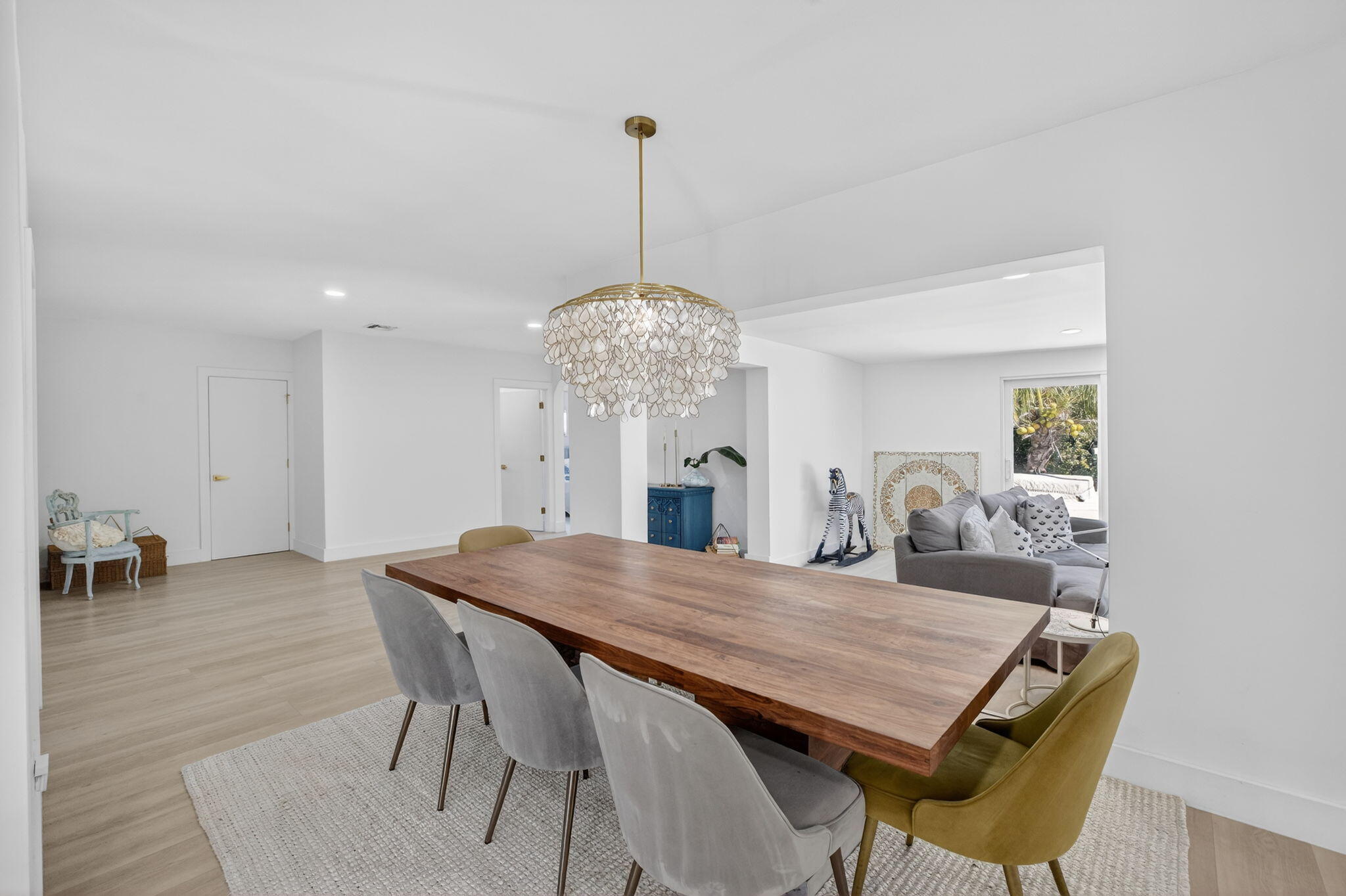 876 NW 6th Avenue