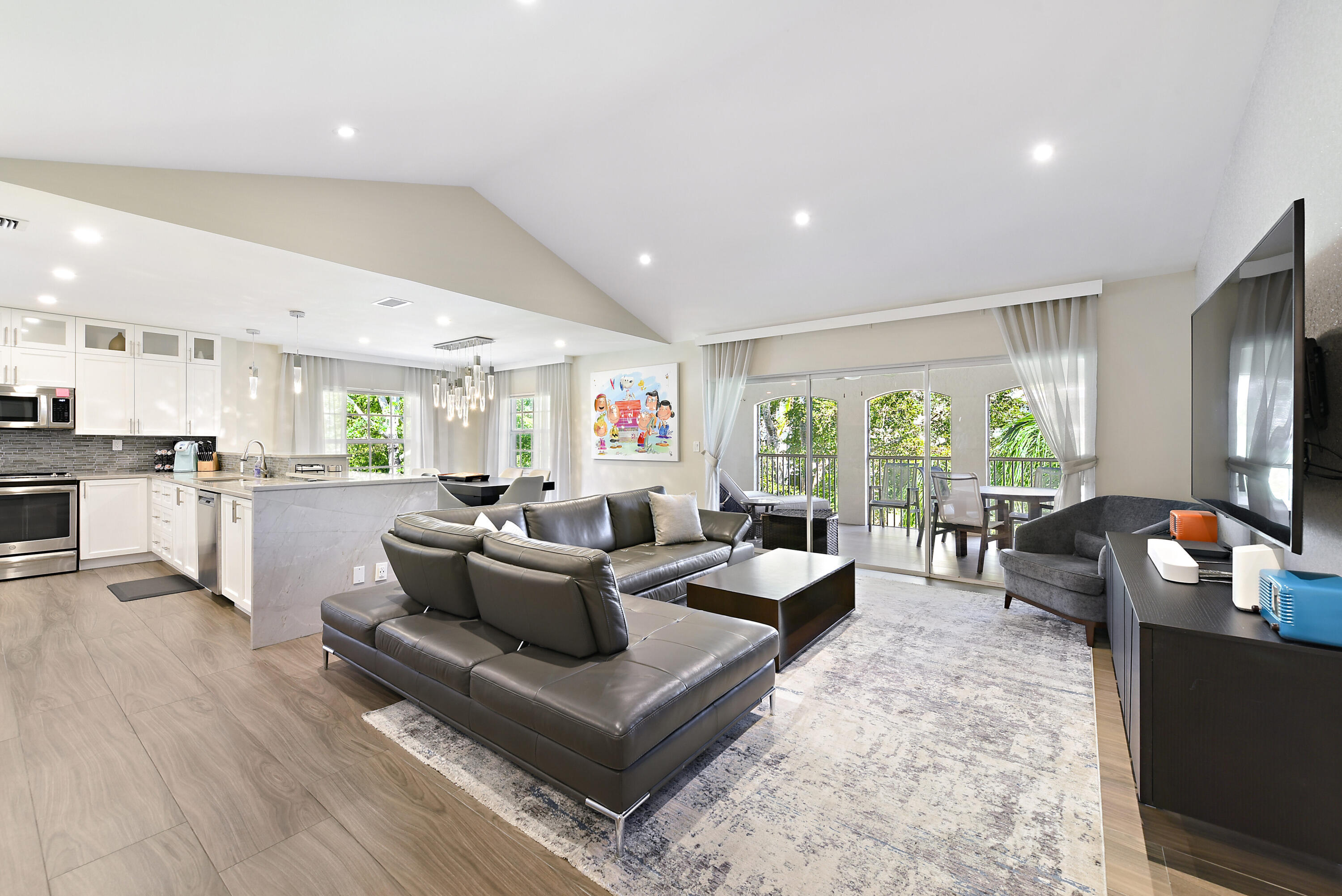 7369 Orangewood Lane 301