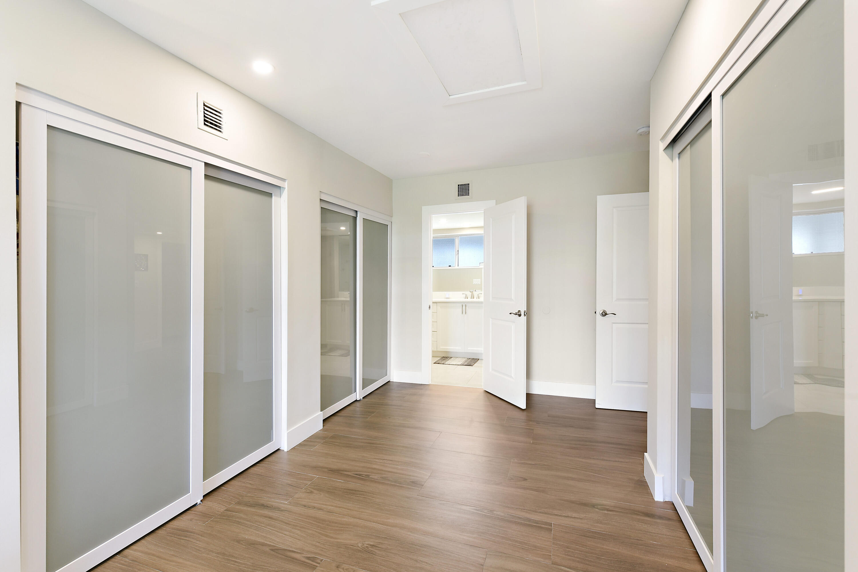 7369 Orangewood Lane 301