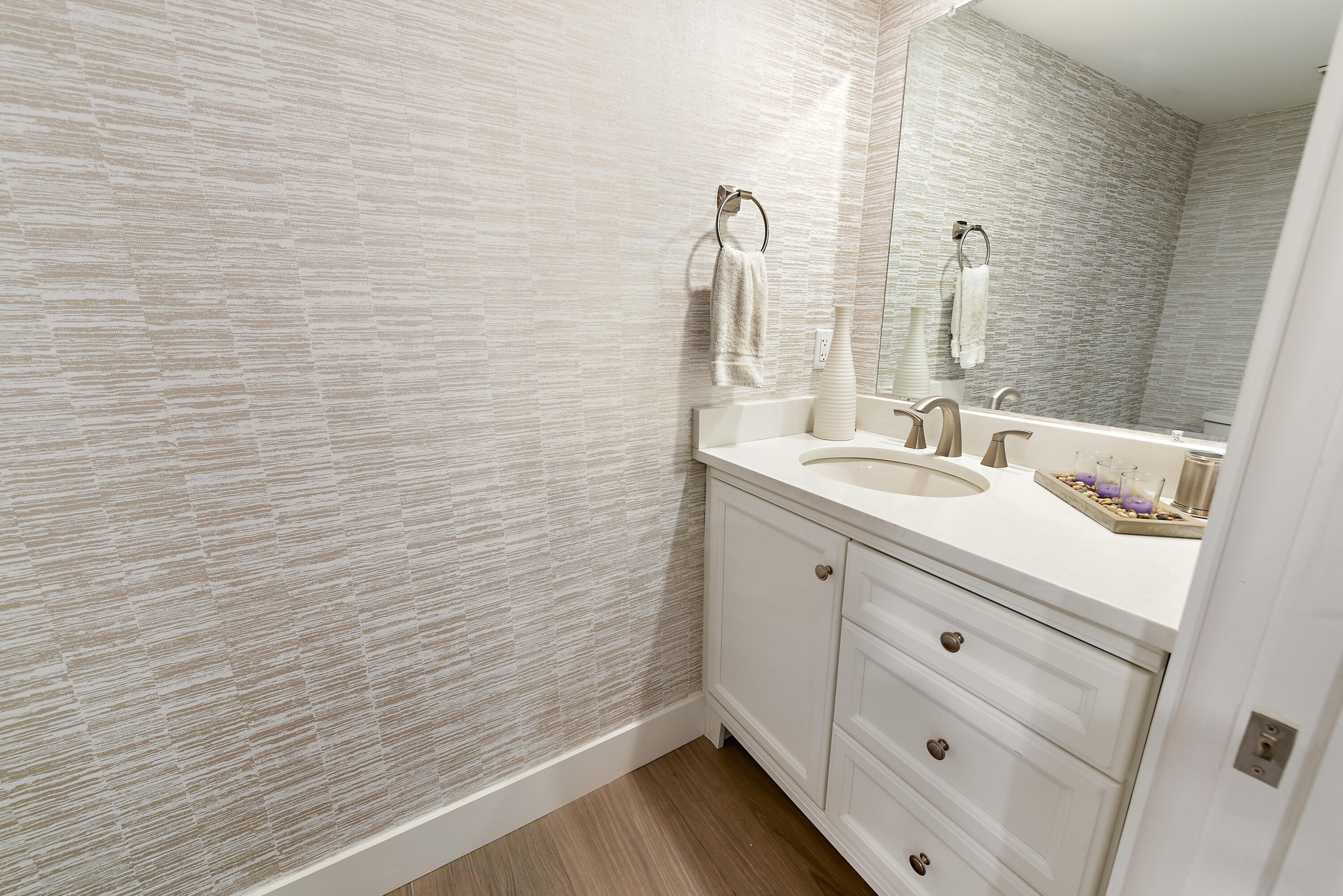 7369 Orangewood Lane 301